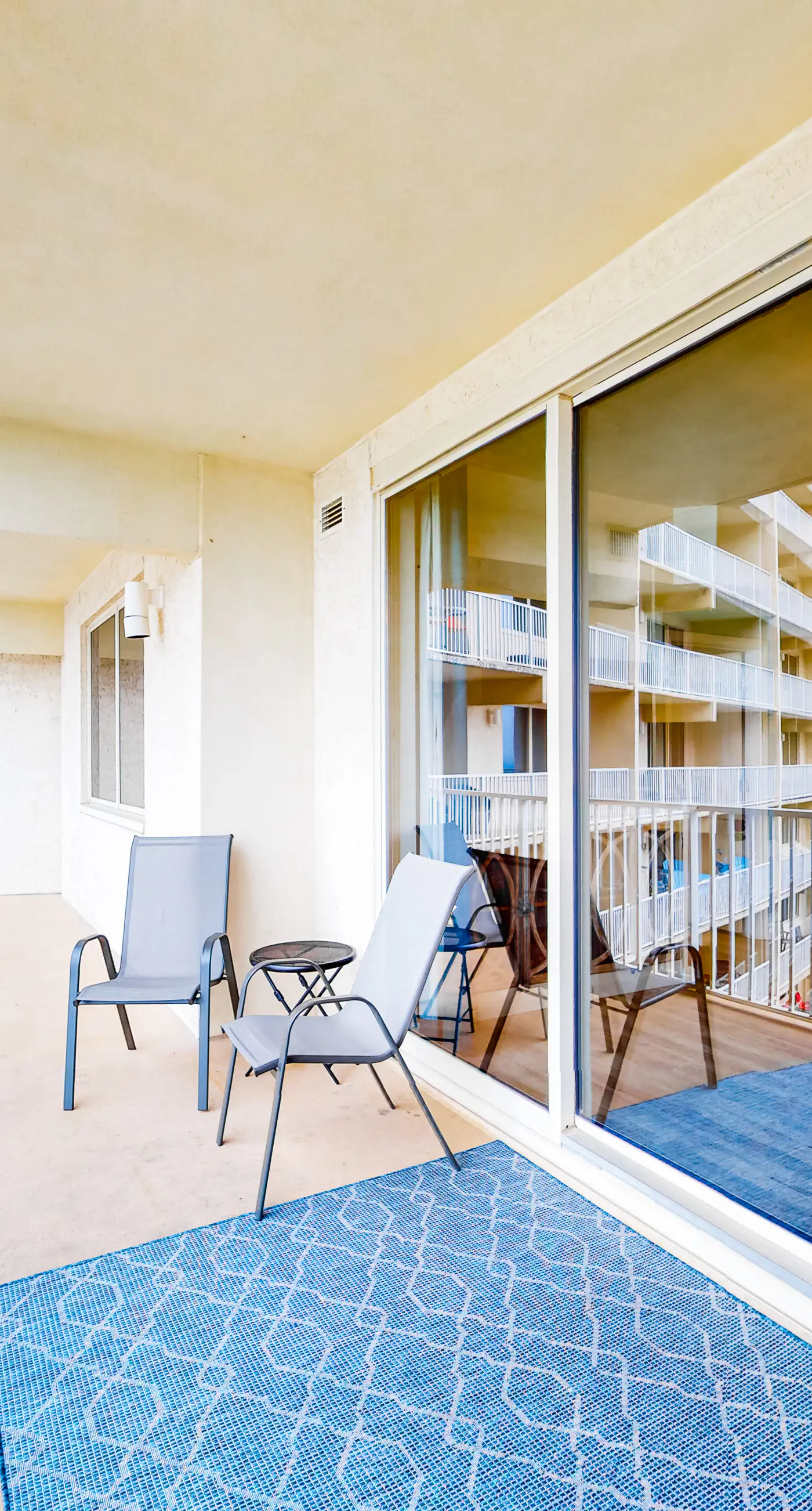 Gulf-view resort condo with pools, hot tubs, & on-site dining - walk to beach