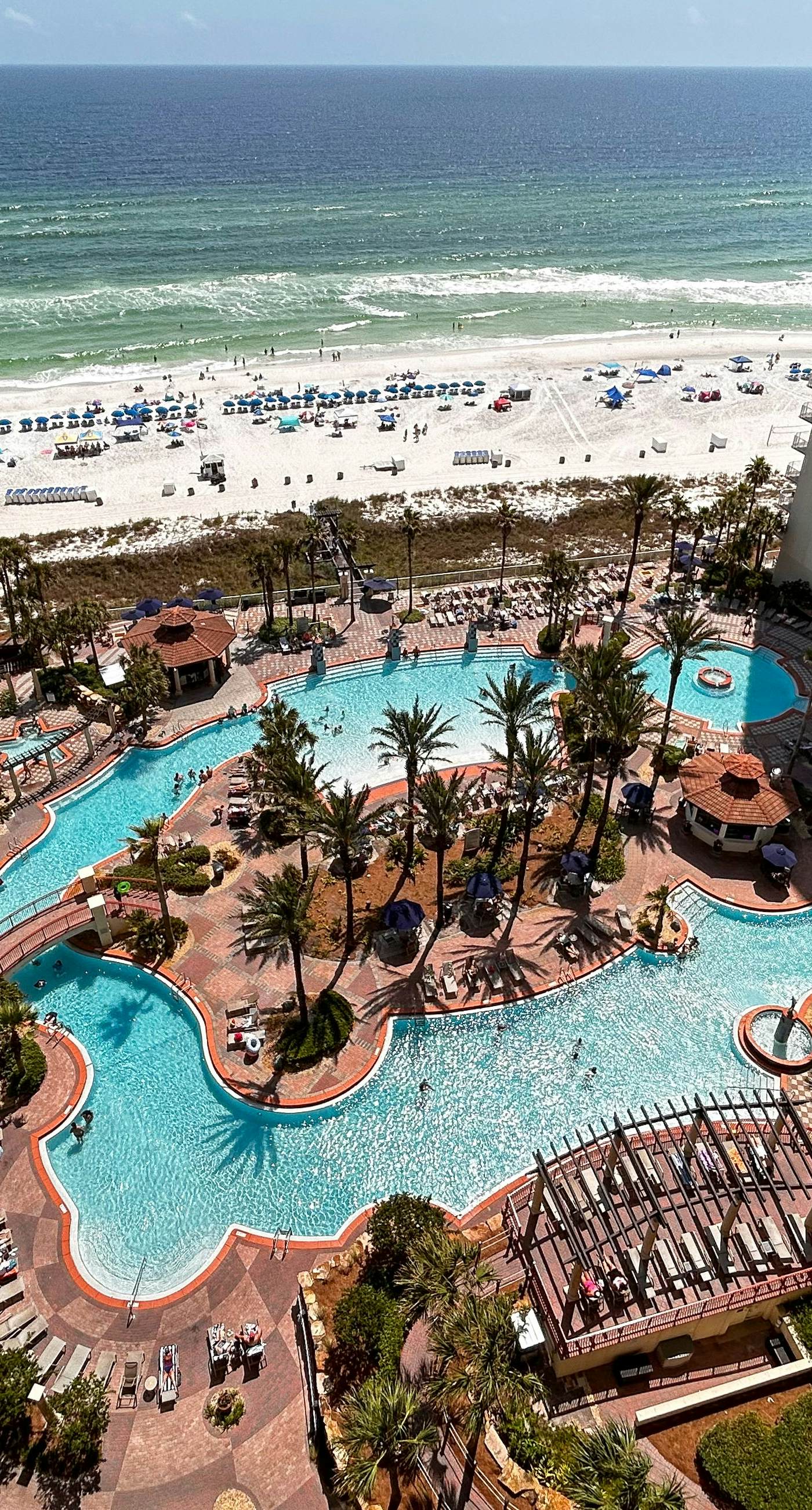 Updated oceanfront condo with pools, hot tub, W/D, AC, & views