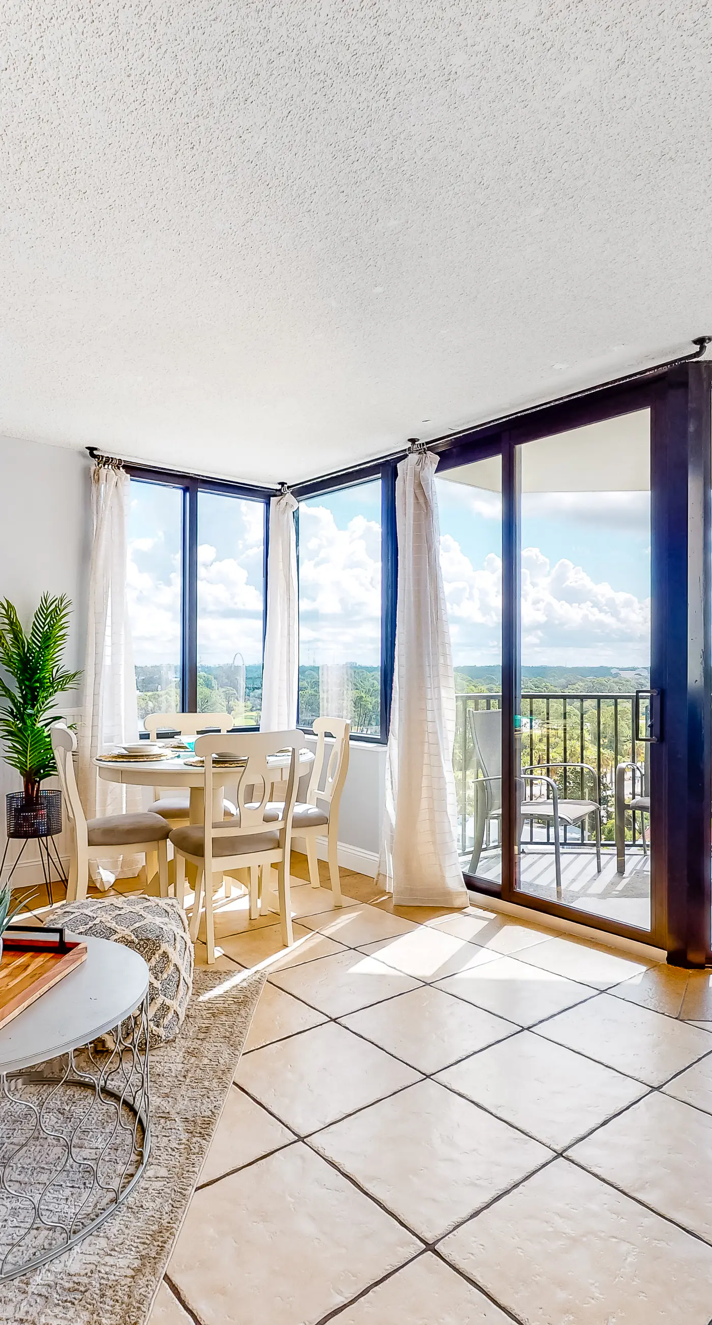 Gulf-front, 10th-floor condo with gorgeous views, AC, fast WiFi, pools, & tennis