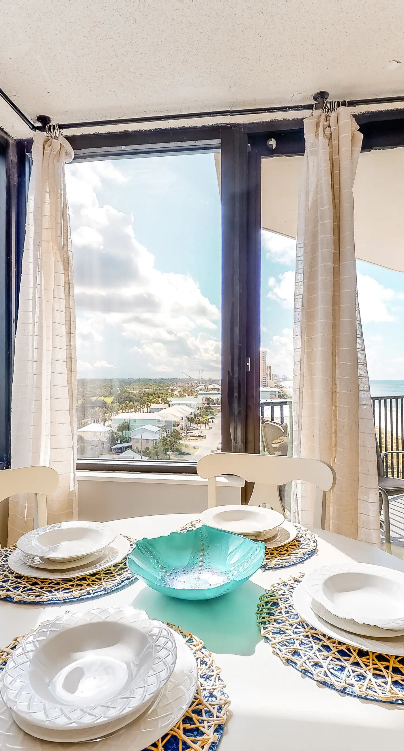 Gulf-front, 10th-floor condo with gorgeous views, AC, fast WiFi, pools, & tennis