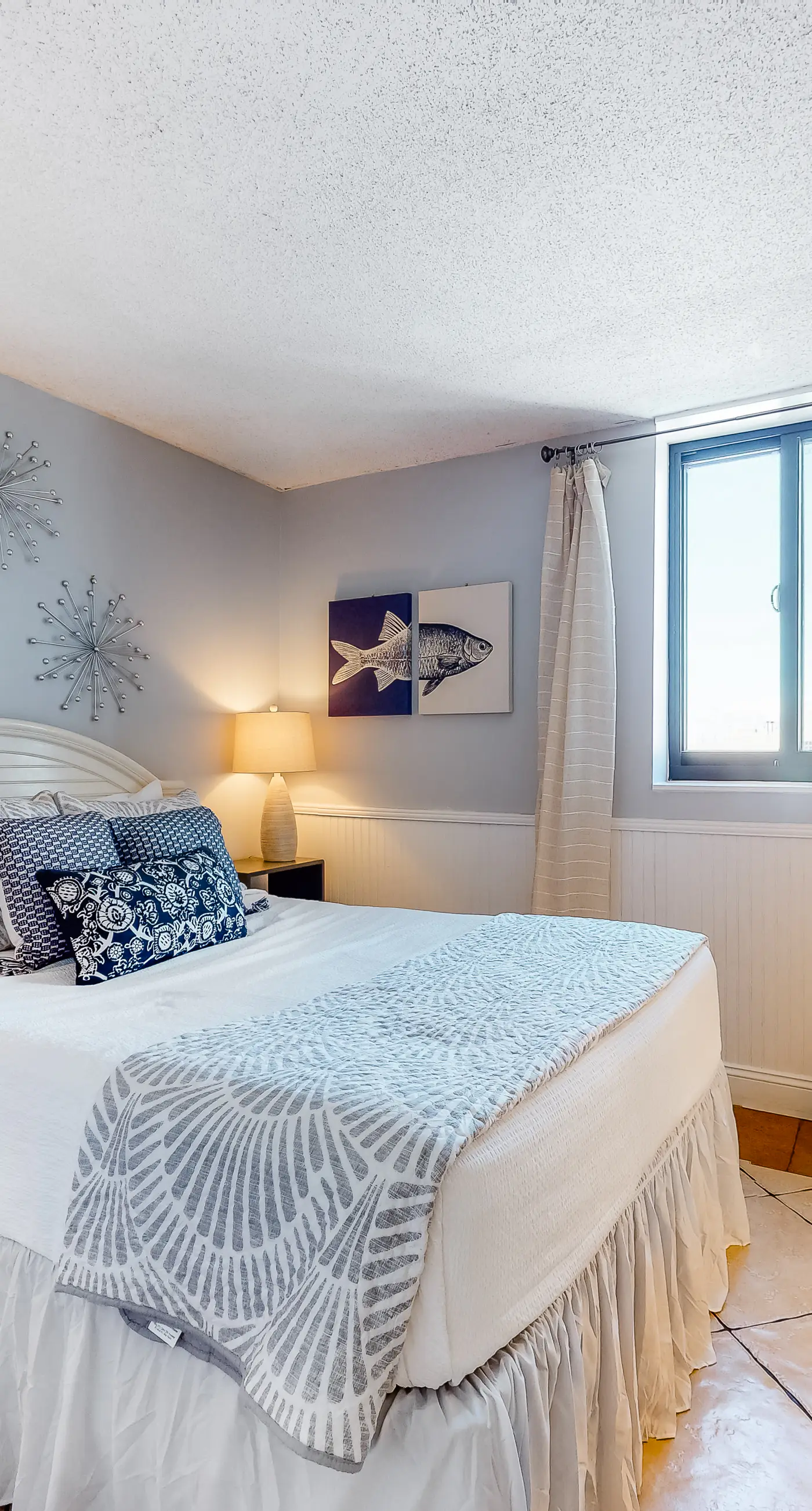 Gulf-front, 10th-floor condo with gorgeous views, AC, fast WiFi, pools, & tennis