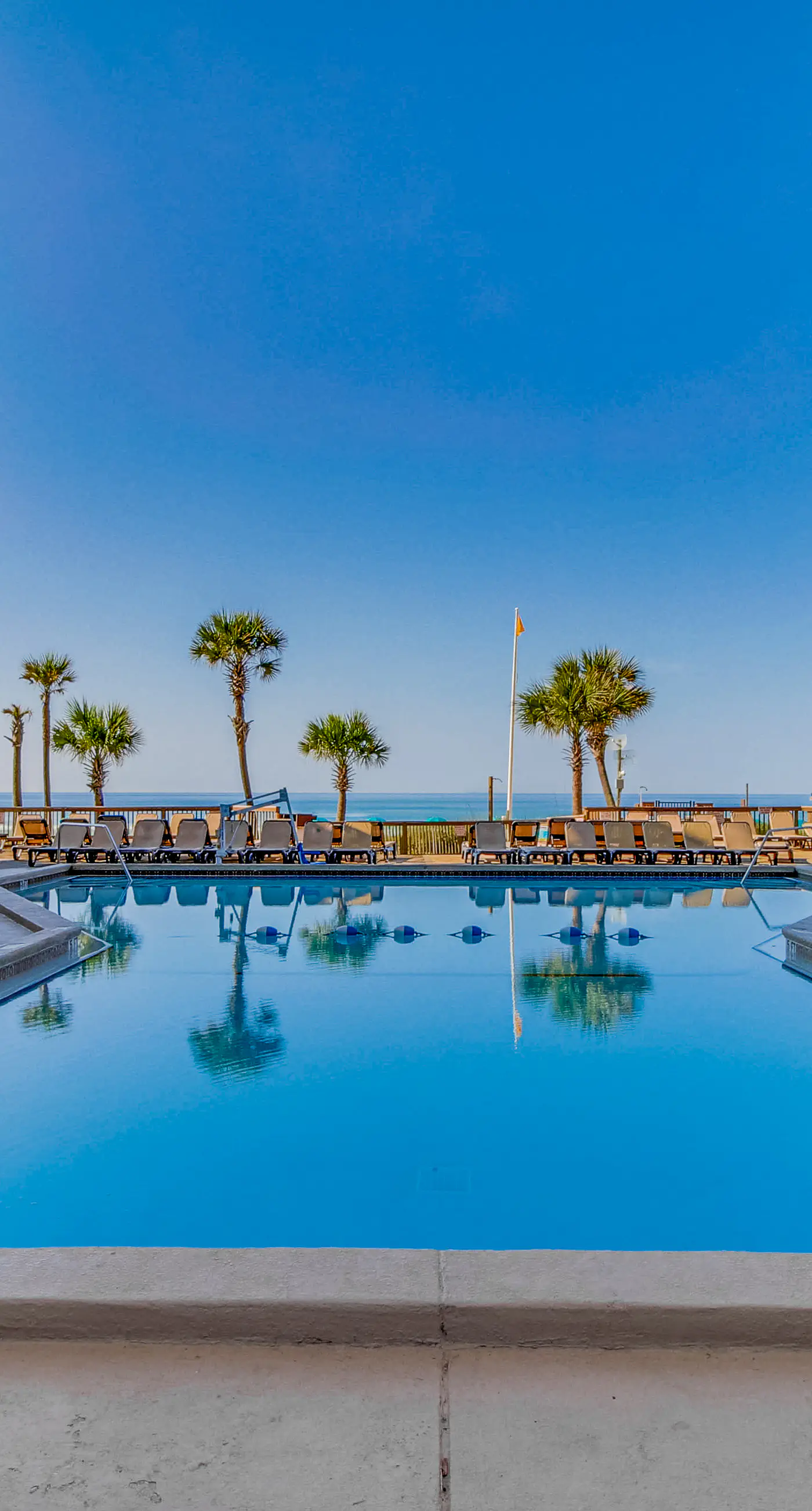 Gulf-front, 10th-floor condo with gorgeous views, AC, fast WiFi, pools, & tennis