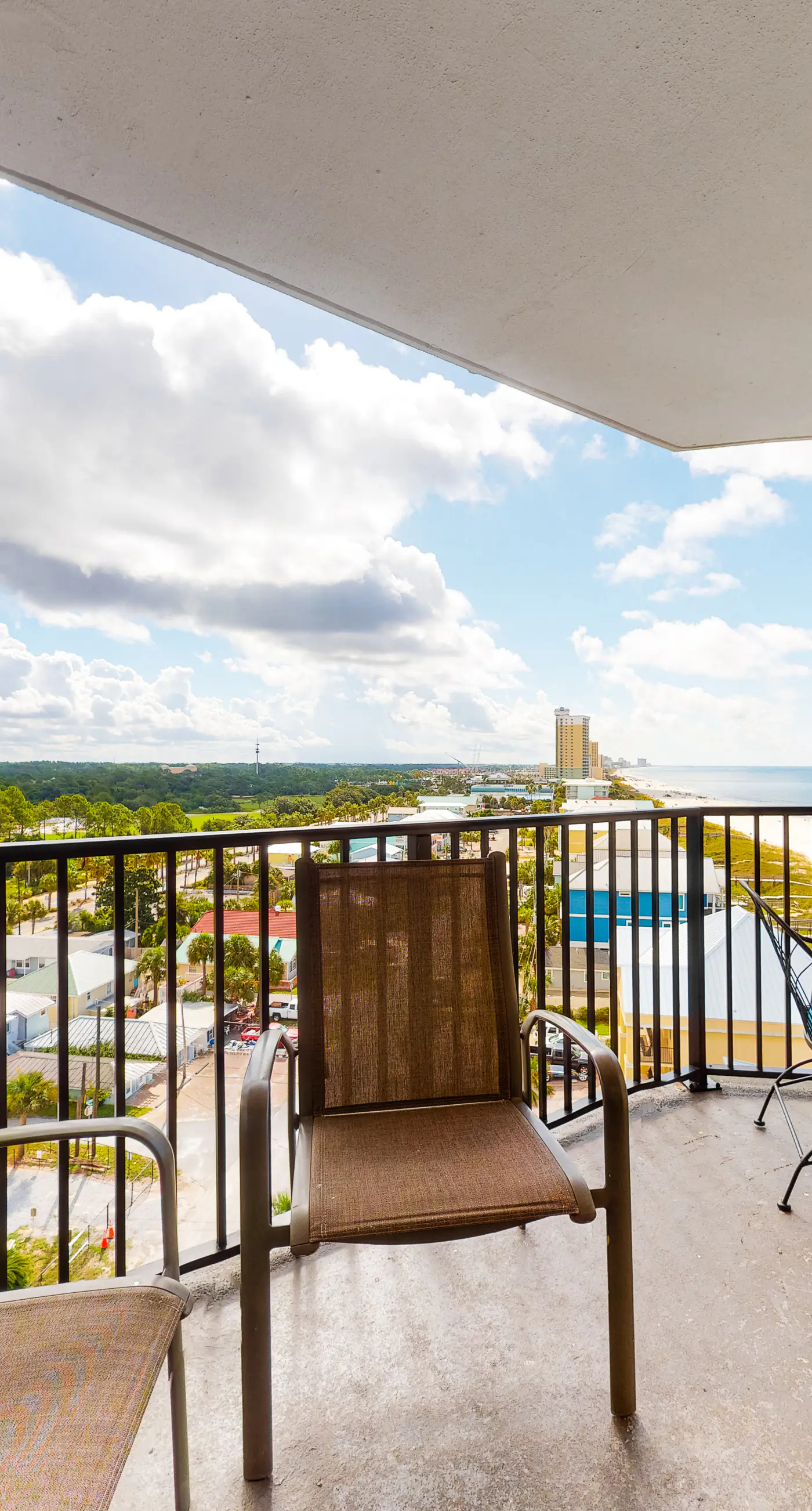 Gulf-front, 10th-floor condo with gorgeous views, AC, fast WiFi, pools, & tennis
