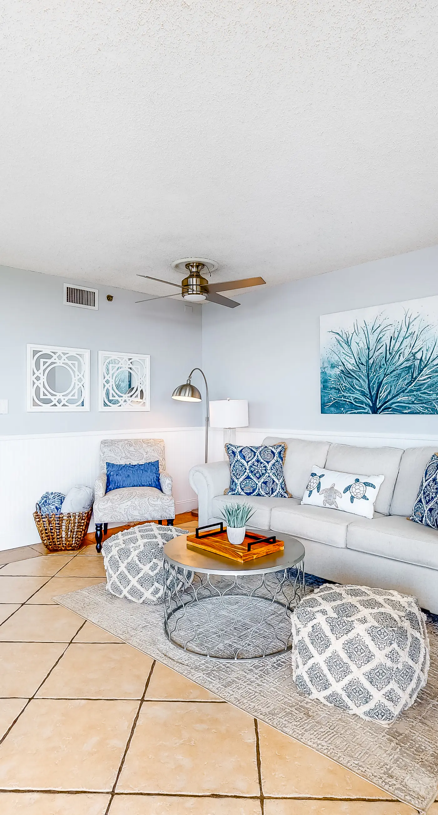 Gulf-front, 10th-floor condo with gorgeous views, AC, fast WiFi, pools, & tennis