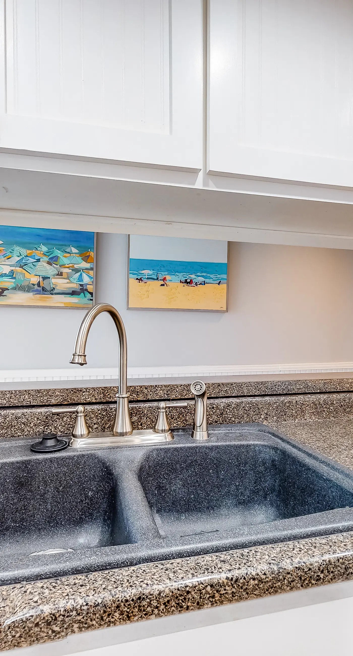 Gulf-front, 10th-floor condo with gorgeous views, AC, fast WiFi, pools, & tennis