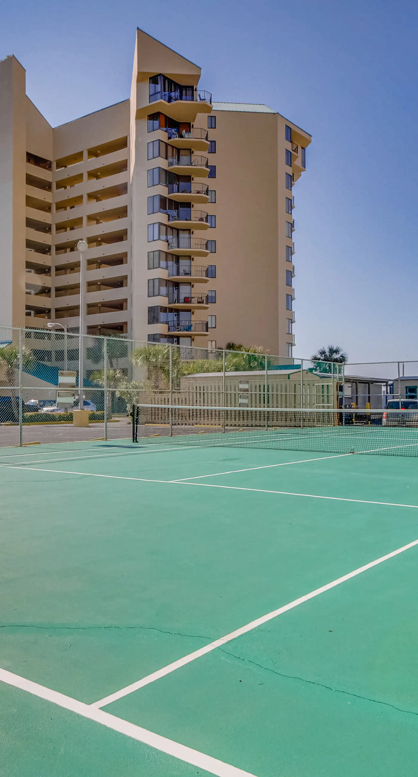 Gulf-front, 10th-floor condo with gorgeous views, AC, fast WiFi, pools, & tennis