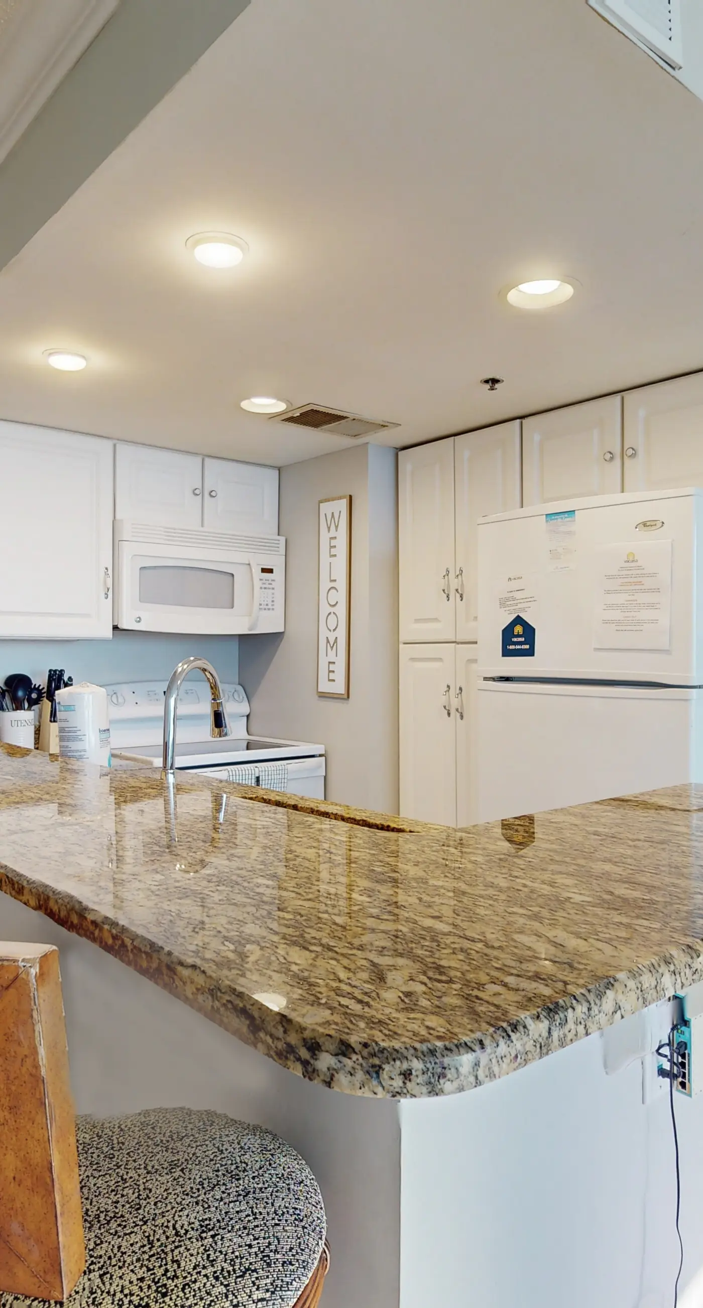 10th-floor, Gulf-front condo with pools, tennis, views, & fast WiFi