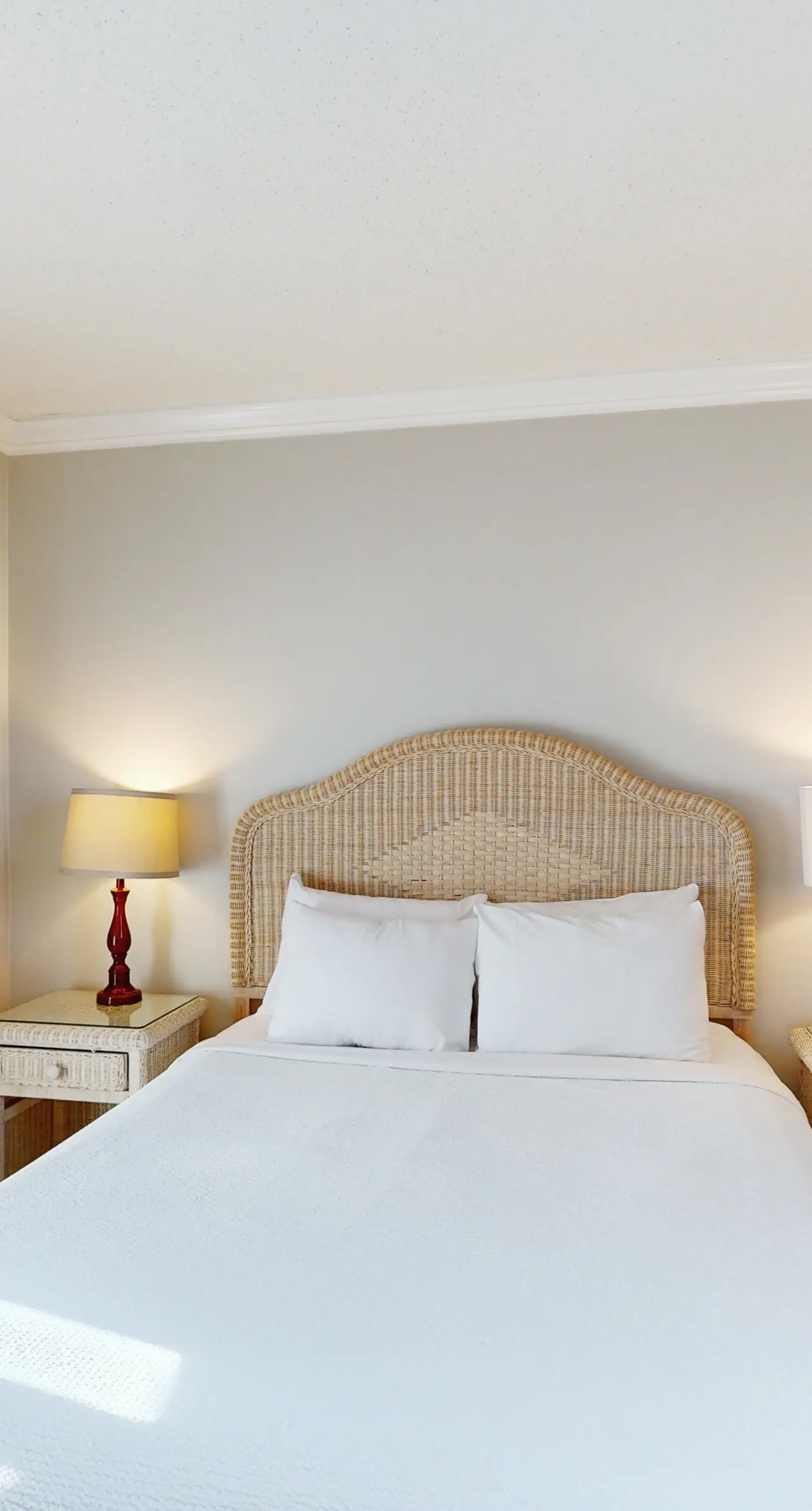 10th-floor, Gulf-front condo with pools, tennis, views, & fast WiFi