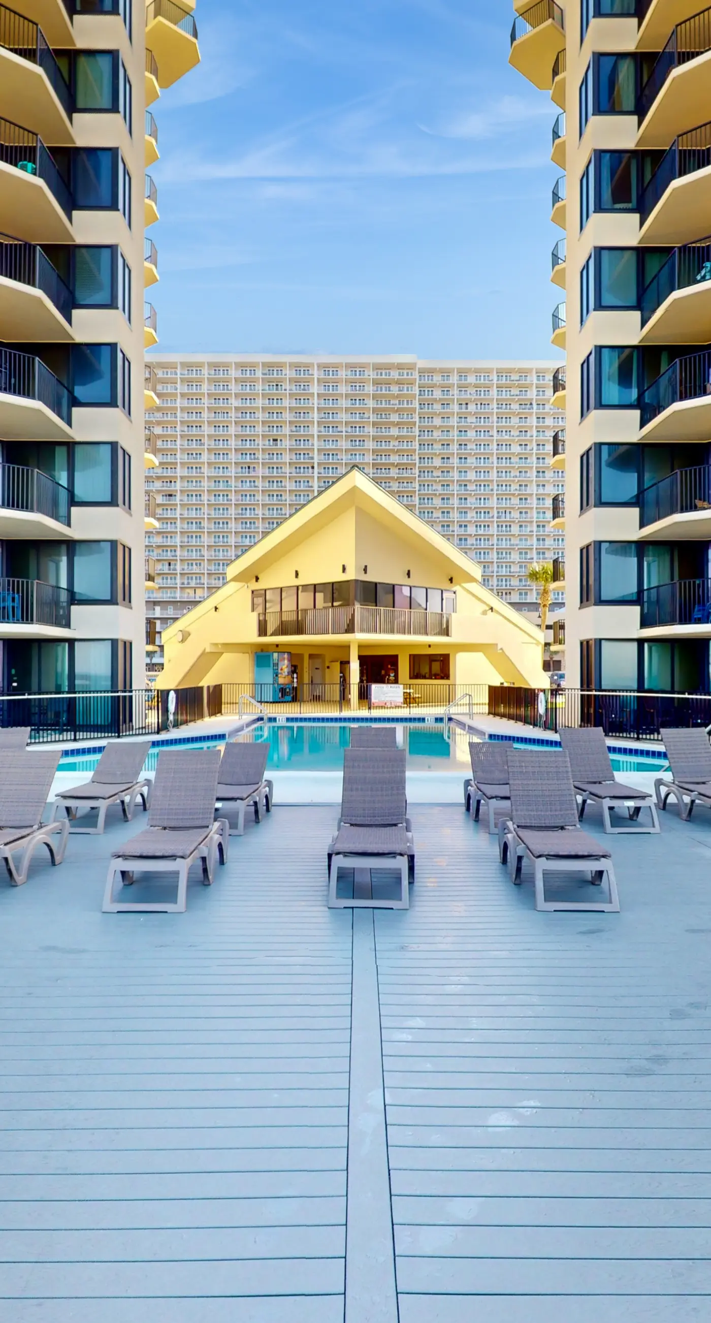 10th-floor, Gulf-front condo with pools, tennis, views, & fast WiFi