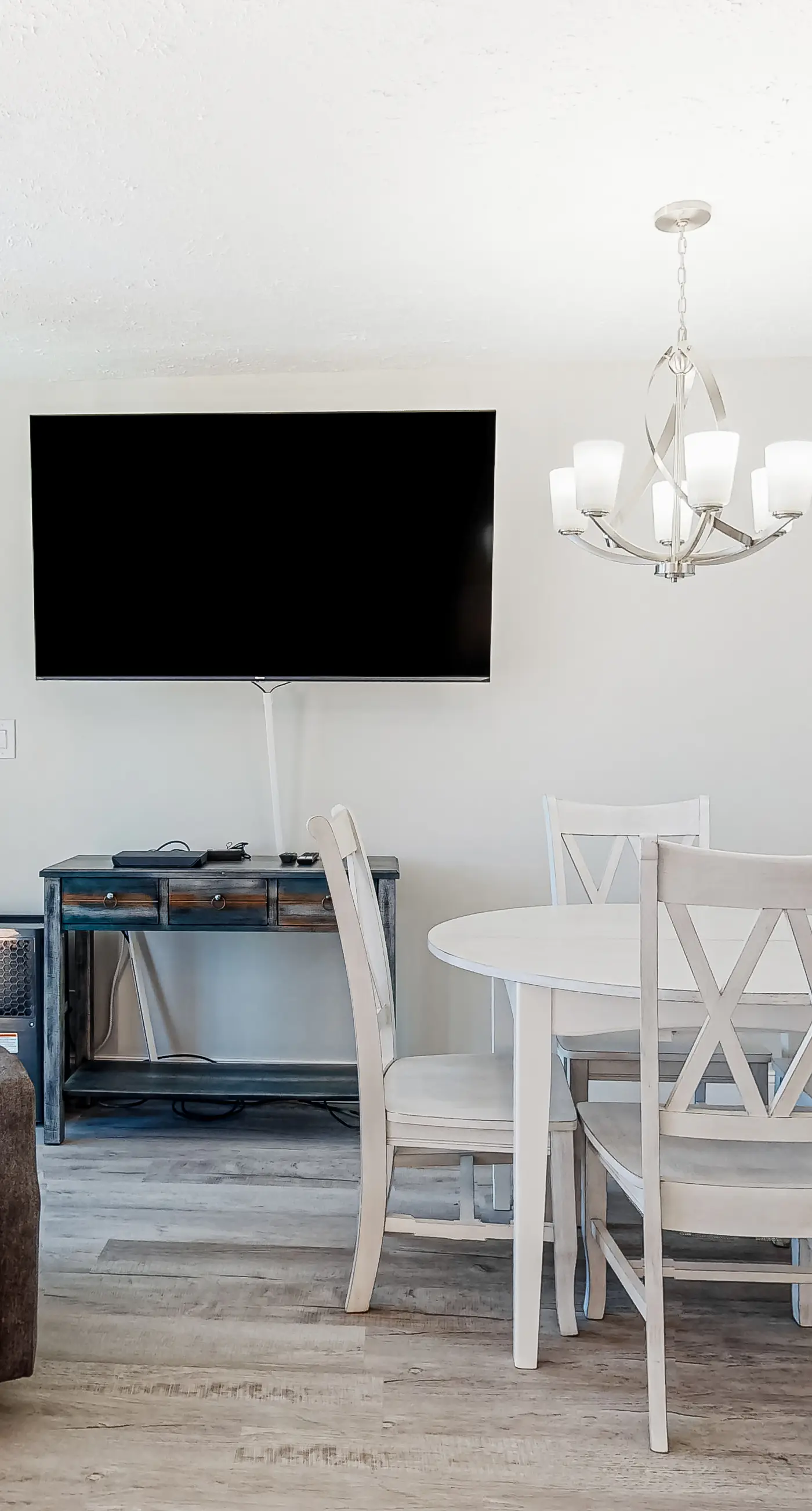 Gulf-front condo with amazing views, WiFi, central AC, pools, & fitness room