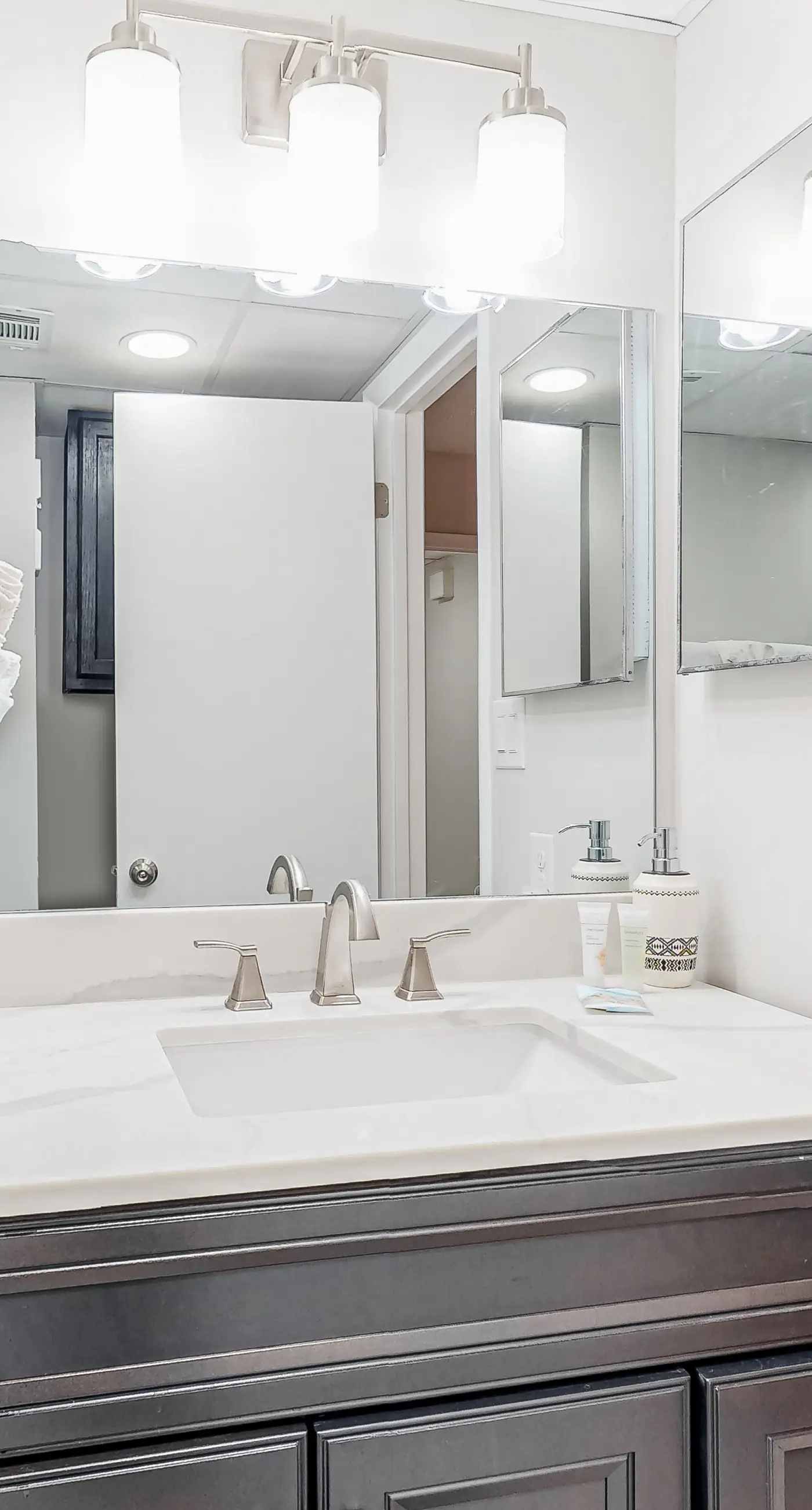 Gulf-front condo with amazing views, WiFi, central AC, pools, & fitness room