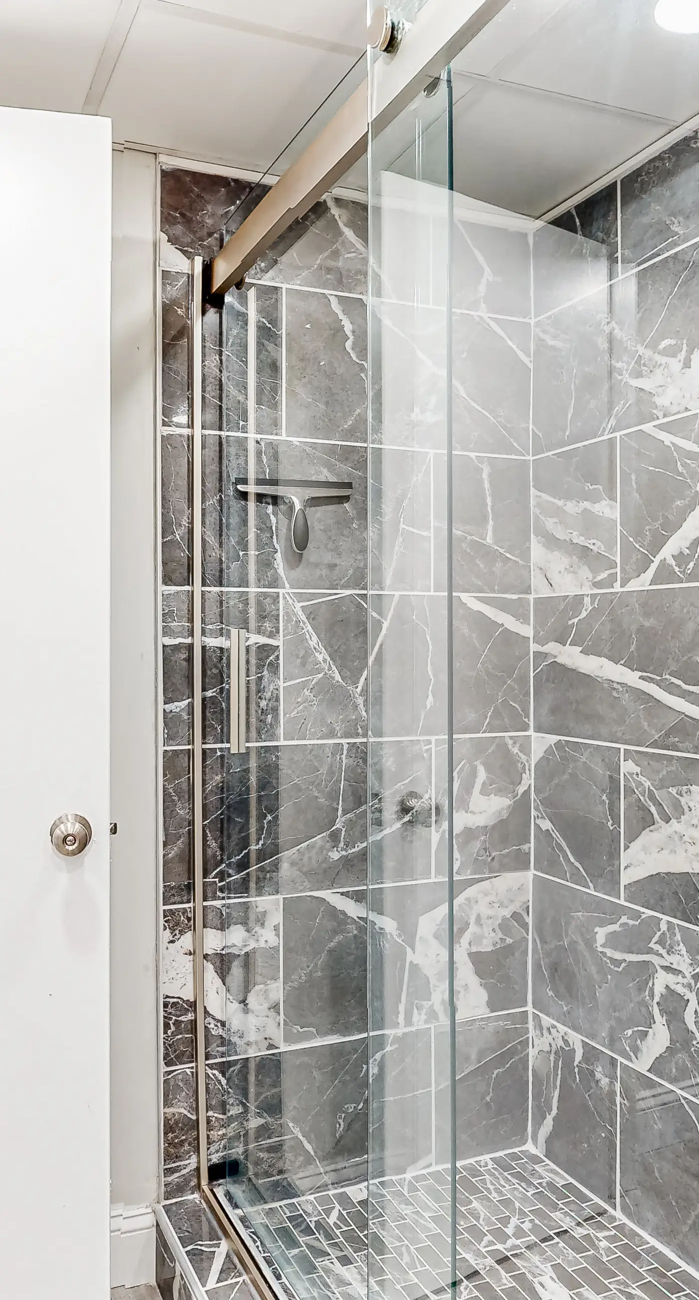 Gulf-front condo with amazing views, WiFi, central AC, pools, & fitness room