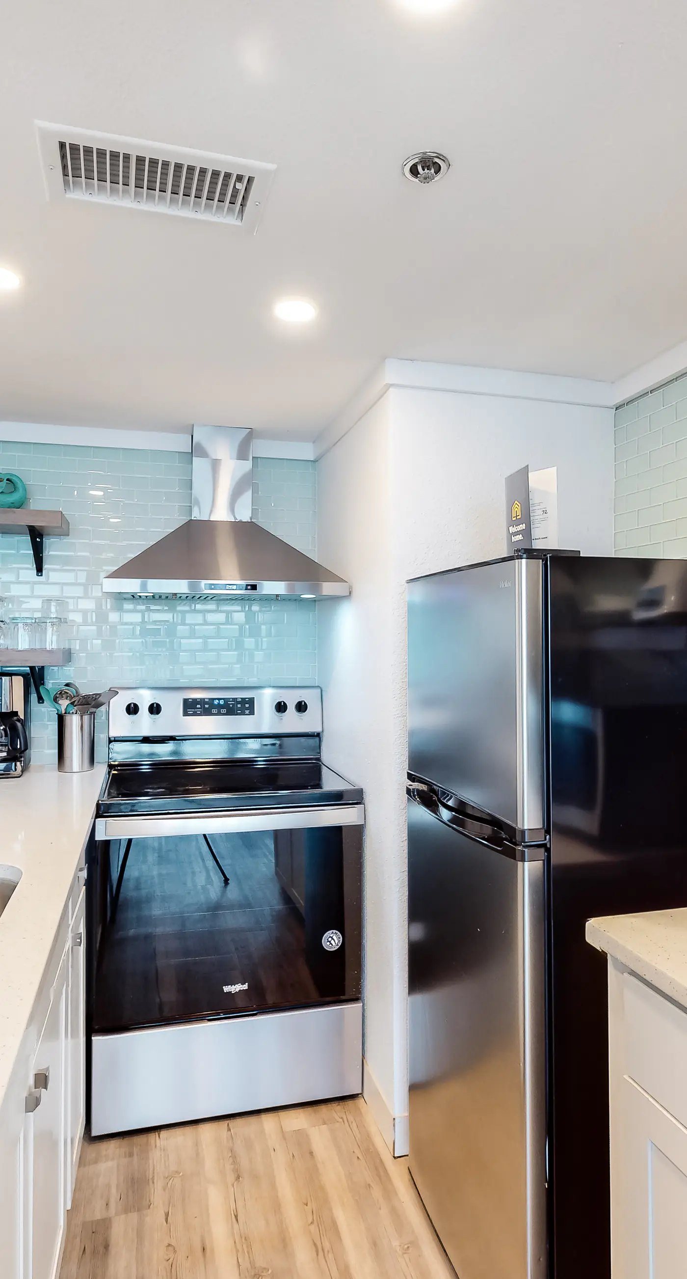 Beachfront condo with a private balcony, three pools, tennis, & picnic area