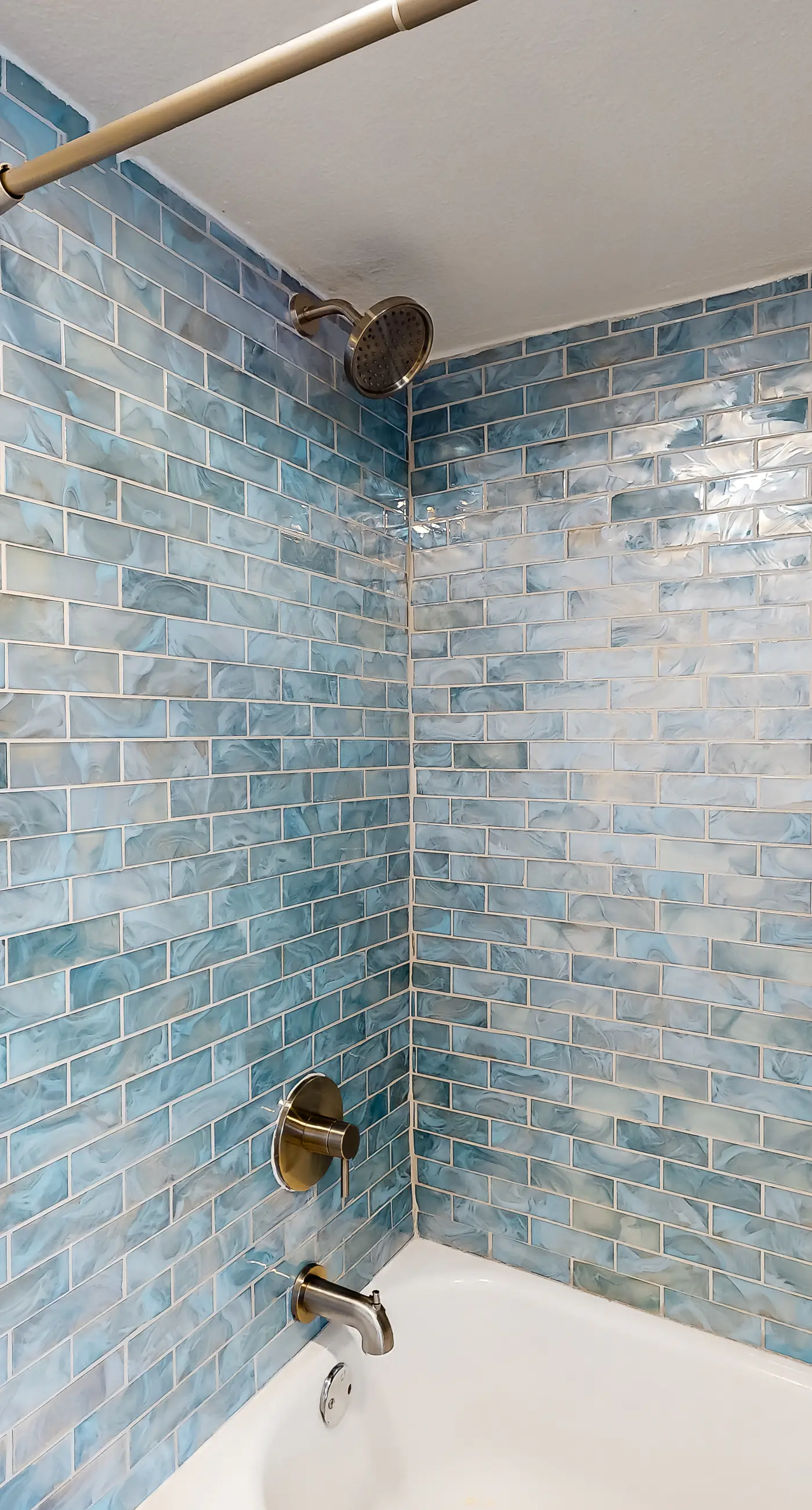 Beachfront condo with a private balcony, three pools, tennis, & picnic area