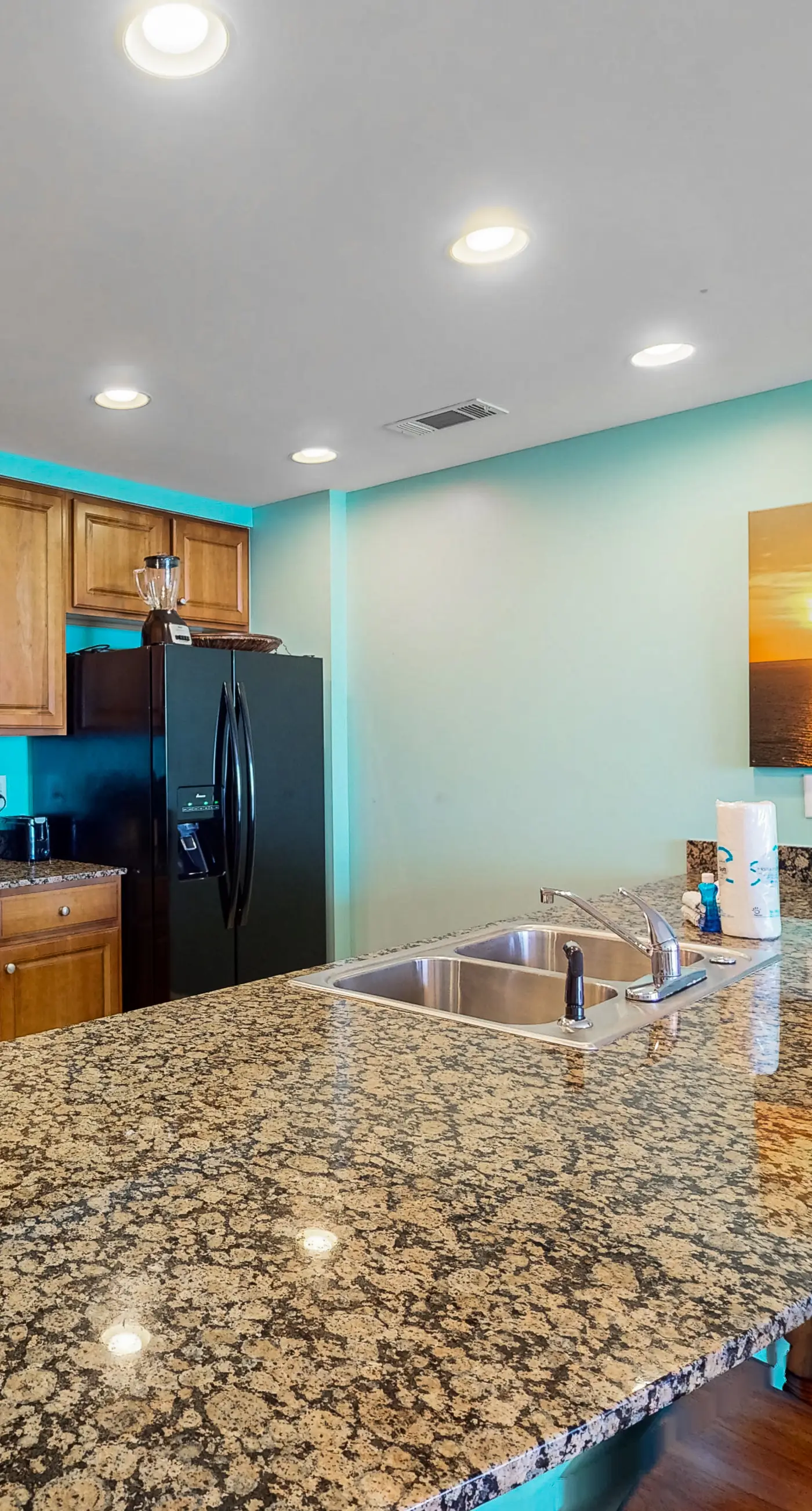 Lovely beachfront resort condo with waterpark, pools, hot tub & beach access