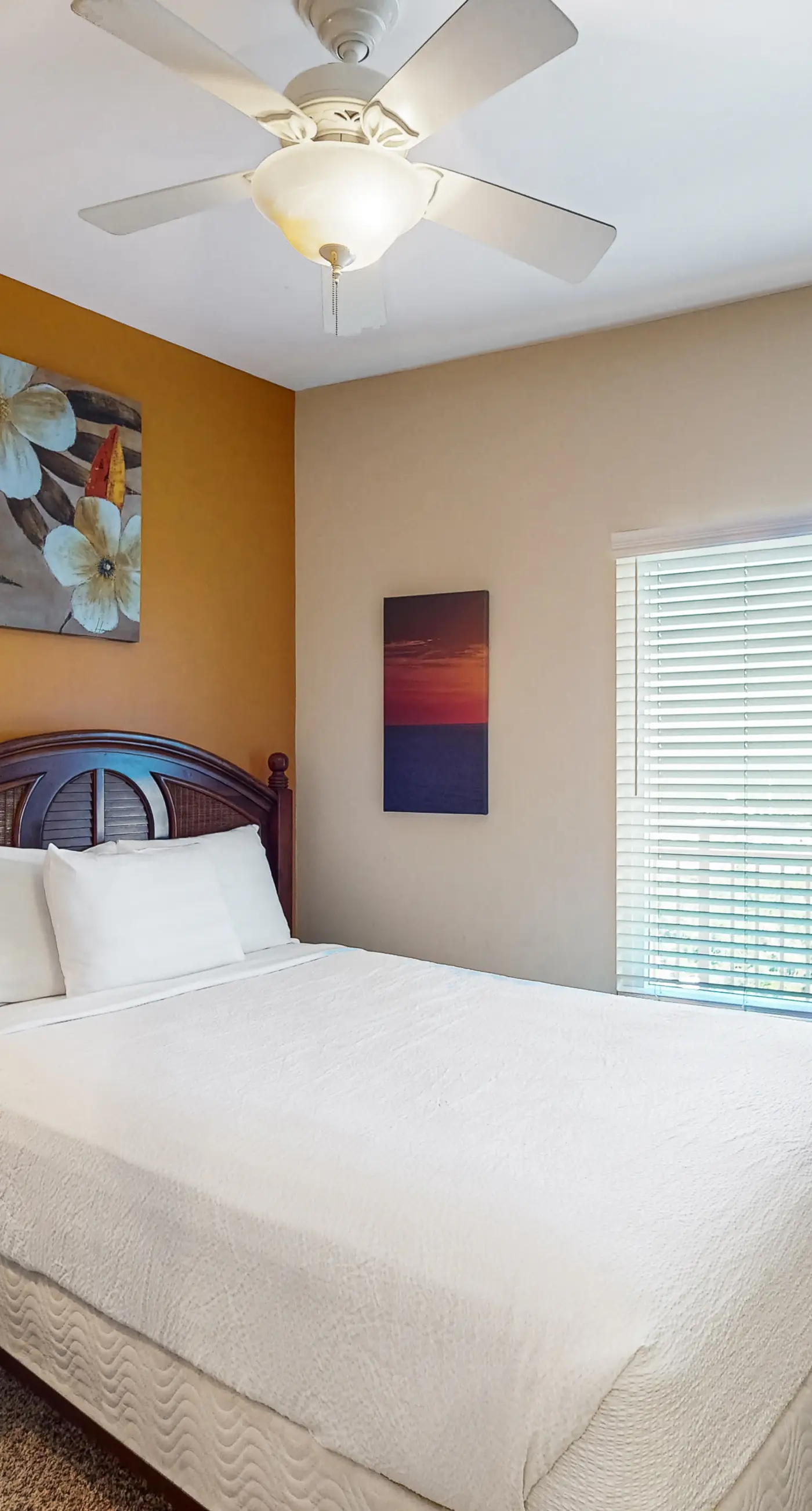 Lovely beachfront resort condo with waterpark, pools, hot tub & beach access