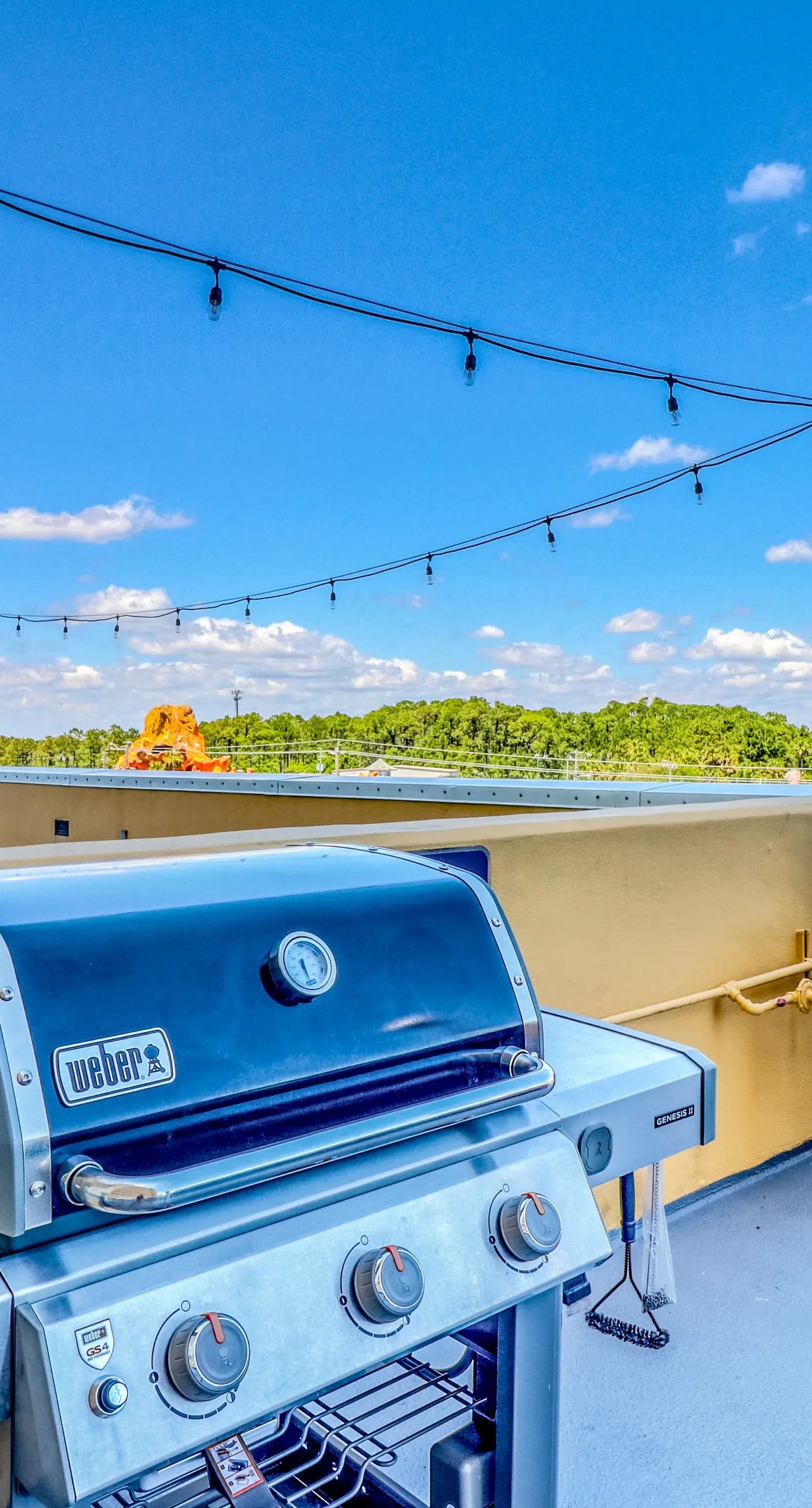 Waterfront condo with grills, pool & fitness center - walk to the beach