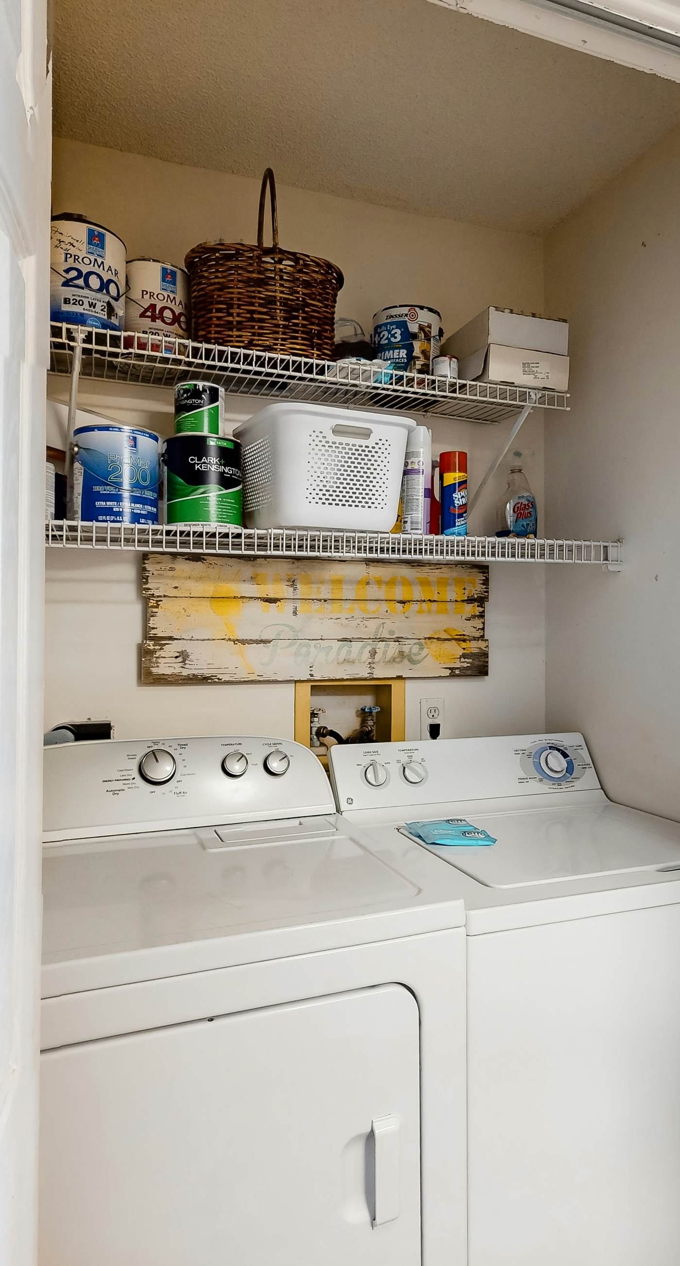 Gulf-facing getaway on the beach w/ balcony view & shared pool