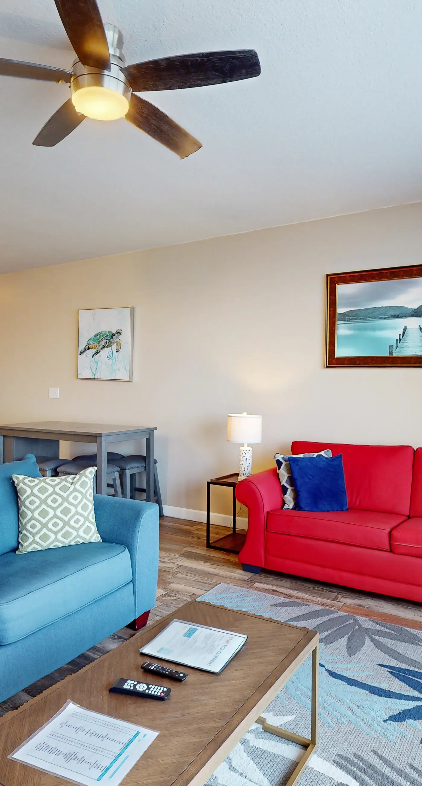 Tasteful oceanfront condo with beach, pool, hot tub, & washer/dryer