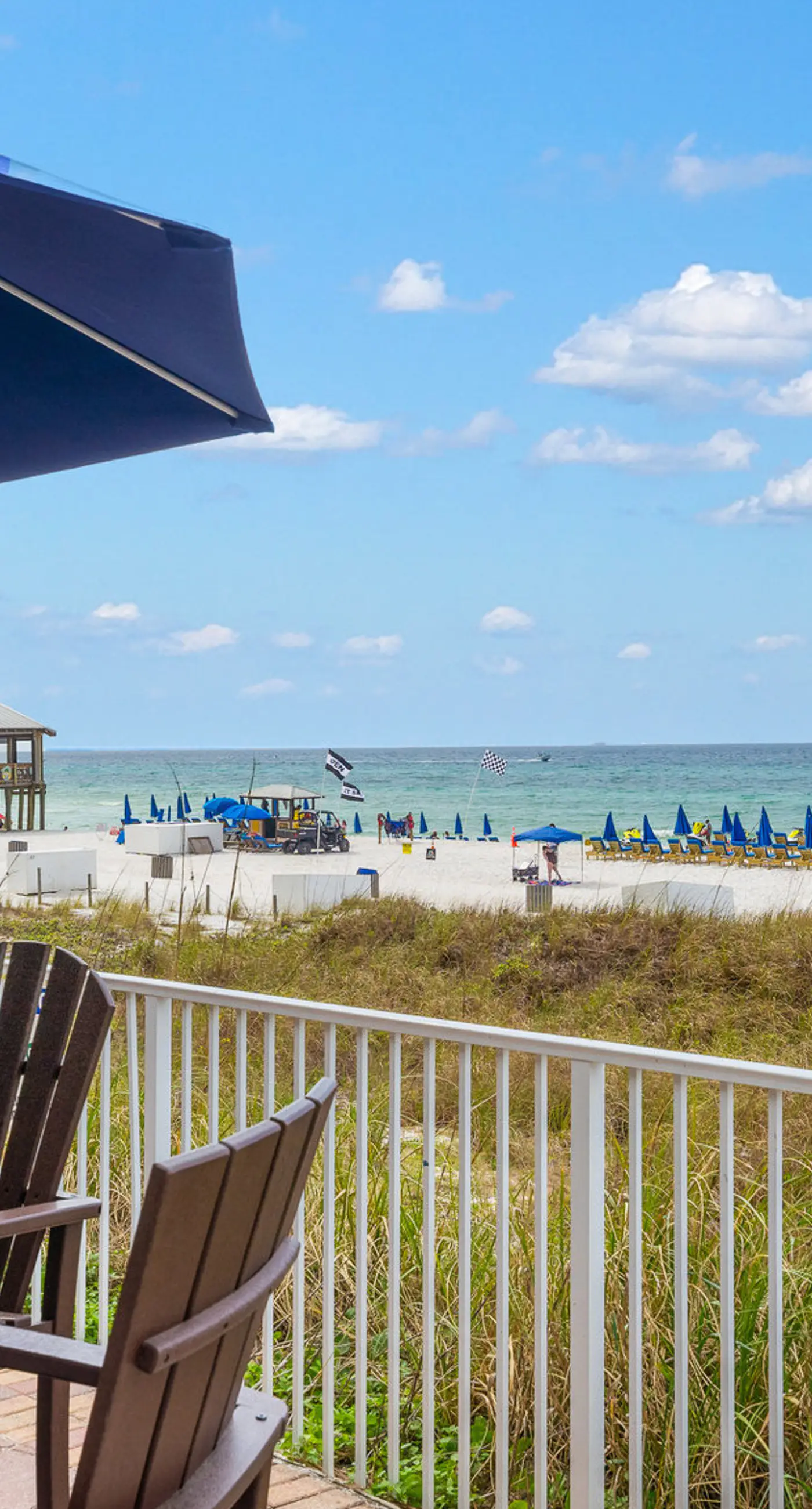 Tasteful oceanfront condo with beach, pool, hot tub, & washer/dryer