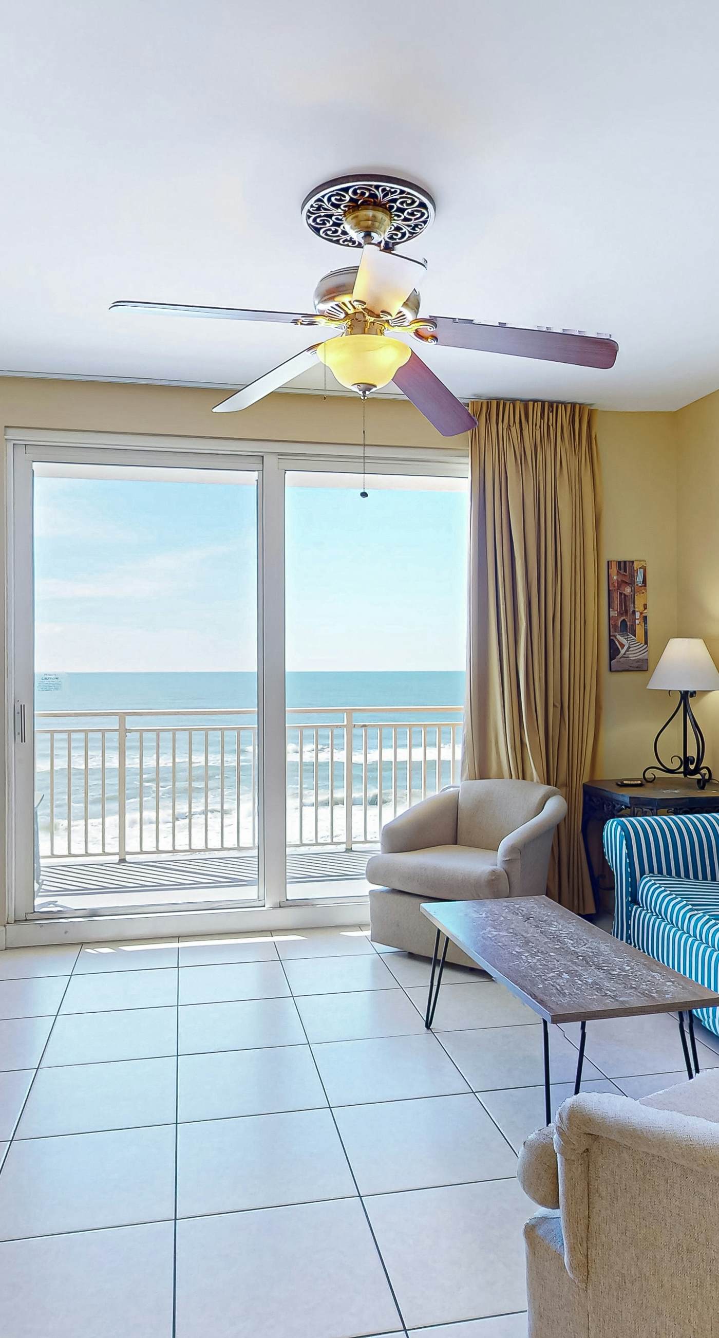Splash Resort 402E