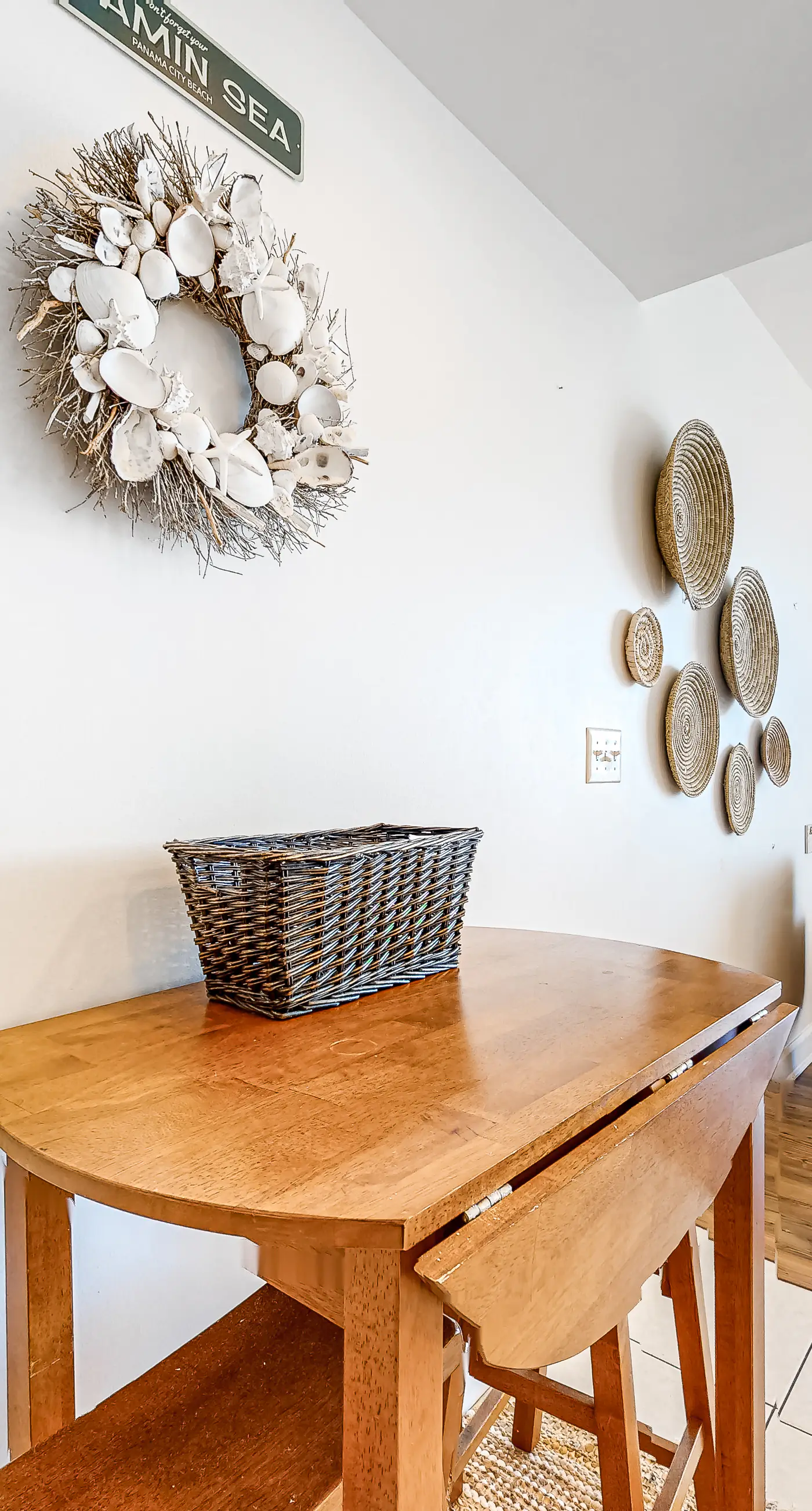 Beachfront condo with amazing views, balcony, pools, waterpark, hot tub