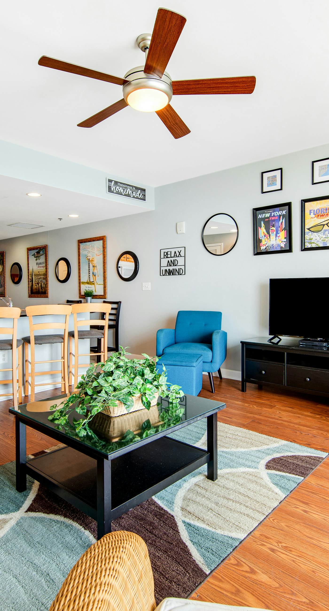 Colorful, beachfront condo with Gulf view, pool, hot tub, and lazy river