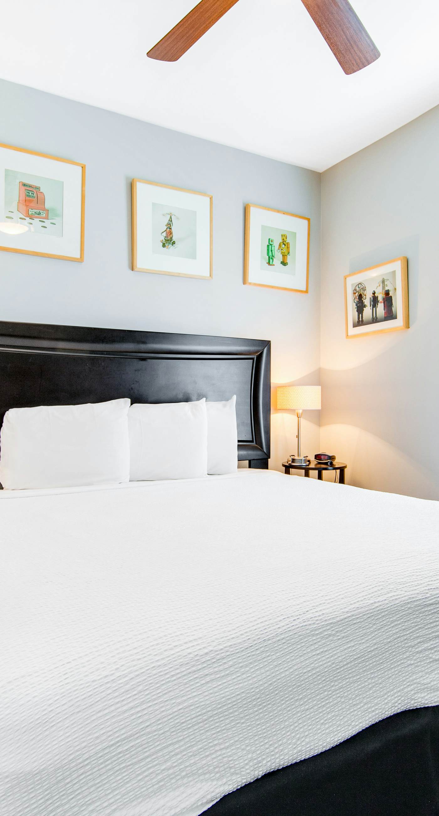 Colorful, beachfront condo with Gulf view, pool, hot tub, and lazy river