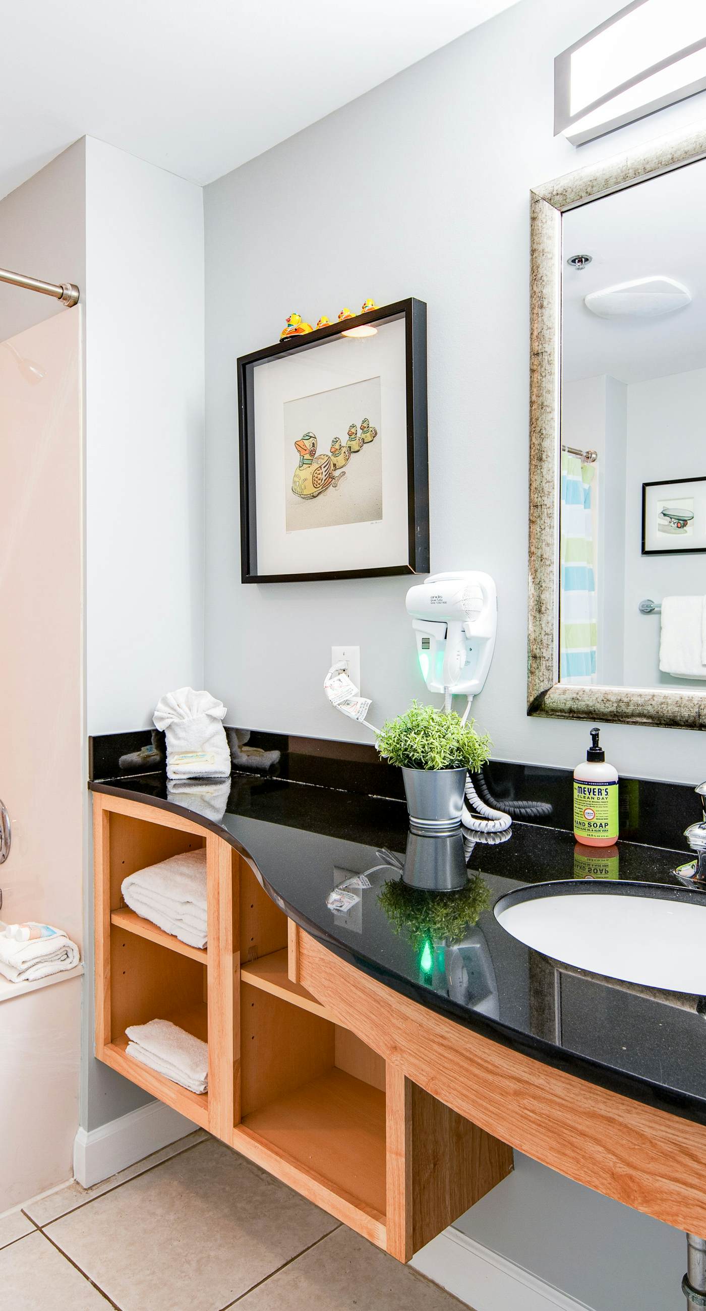 Colorful, beachfront condo with Gulf view, pool, hot tub, and lazy river