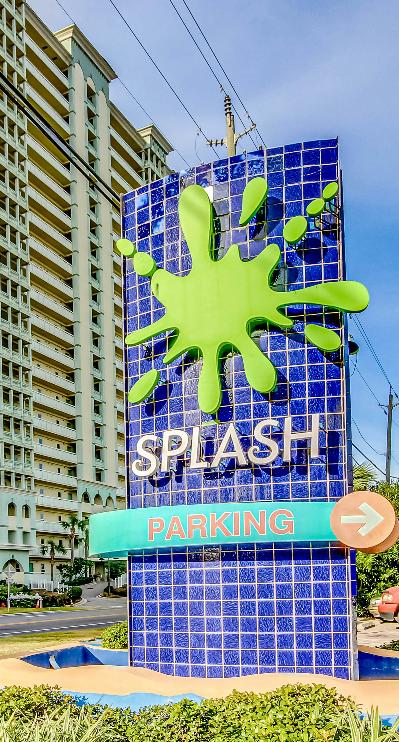 Colorful, beachfront condo with Gulf view, pool, hot tub, and lazy river