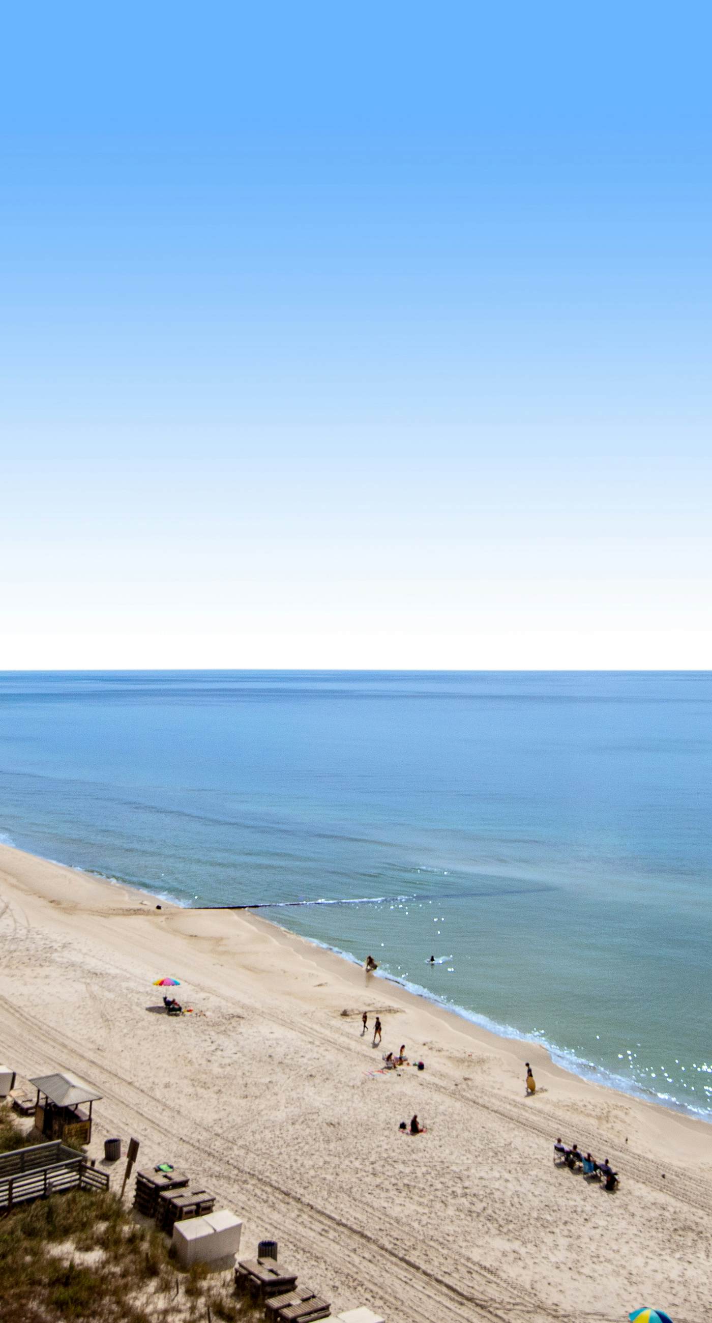 Stylish Gulf-front condo steps from the beach with resort pool, hot tub & gym