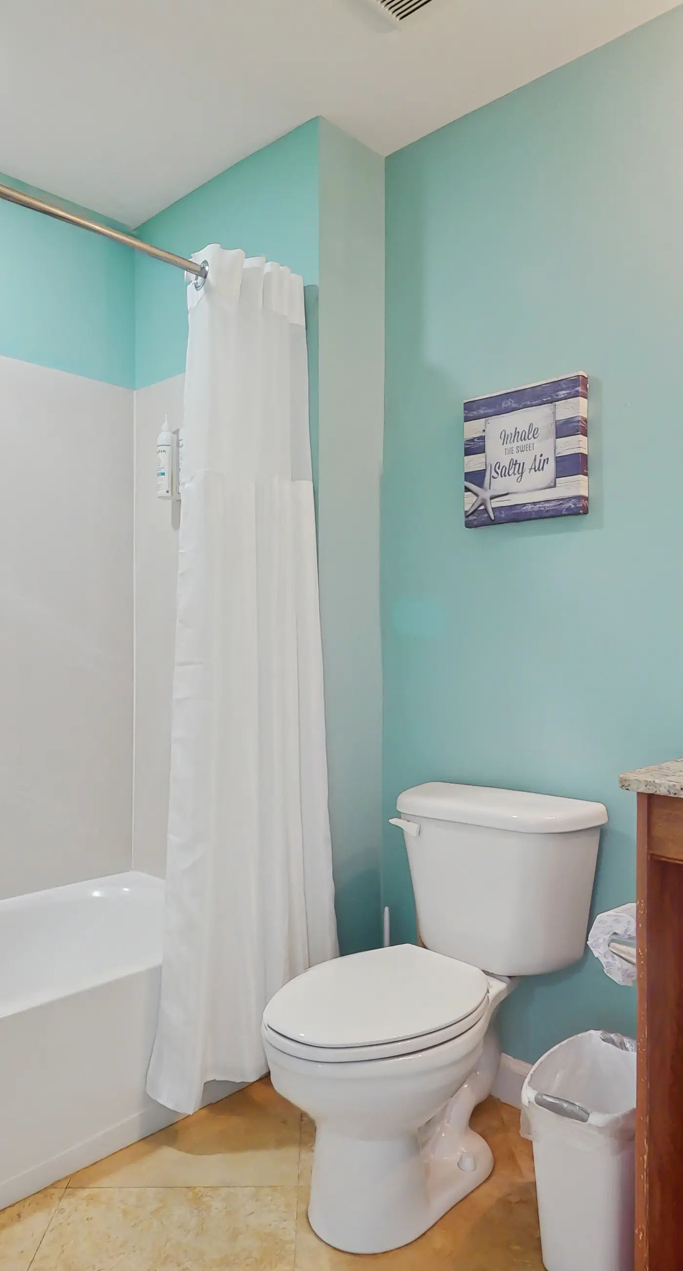 2BR Gulf & Beach-view with pool, hot tub, on-site dining, & private balcony