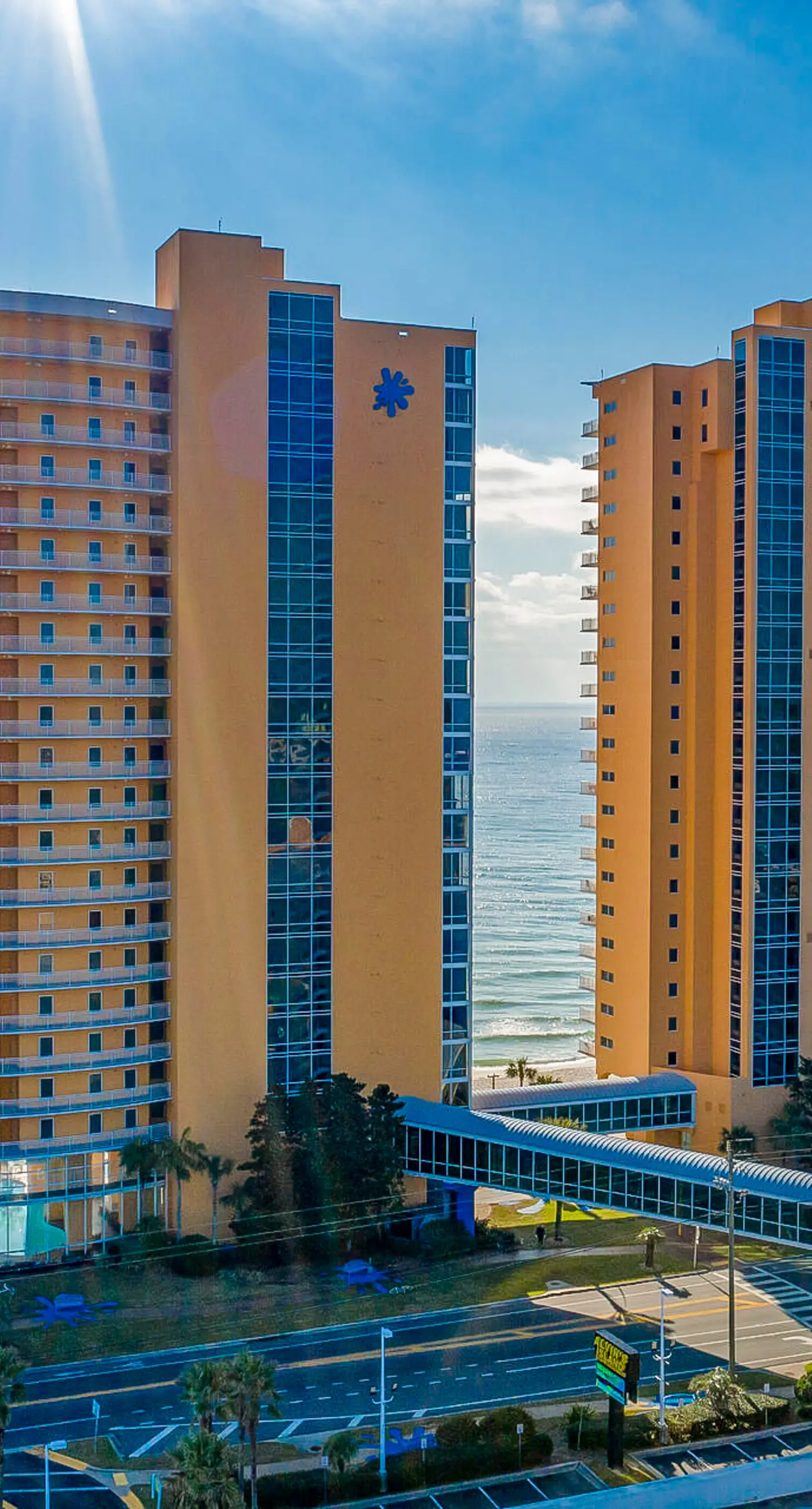2BR Gulf & Beach-view with pool, hot tub, on-site dining, & private balcony