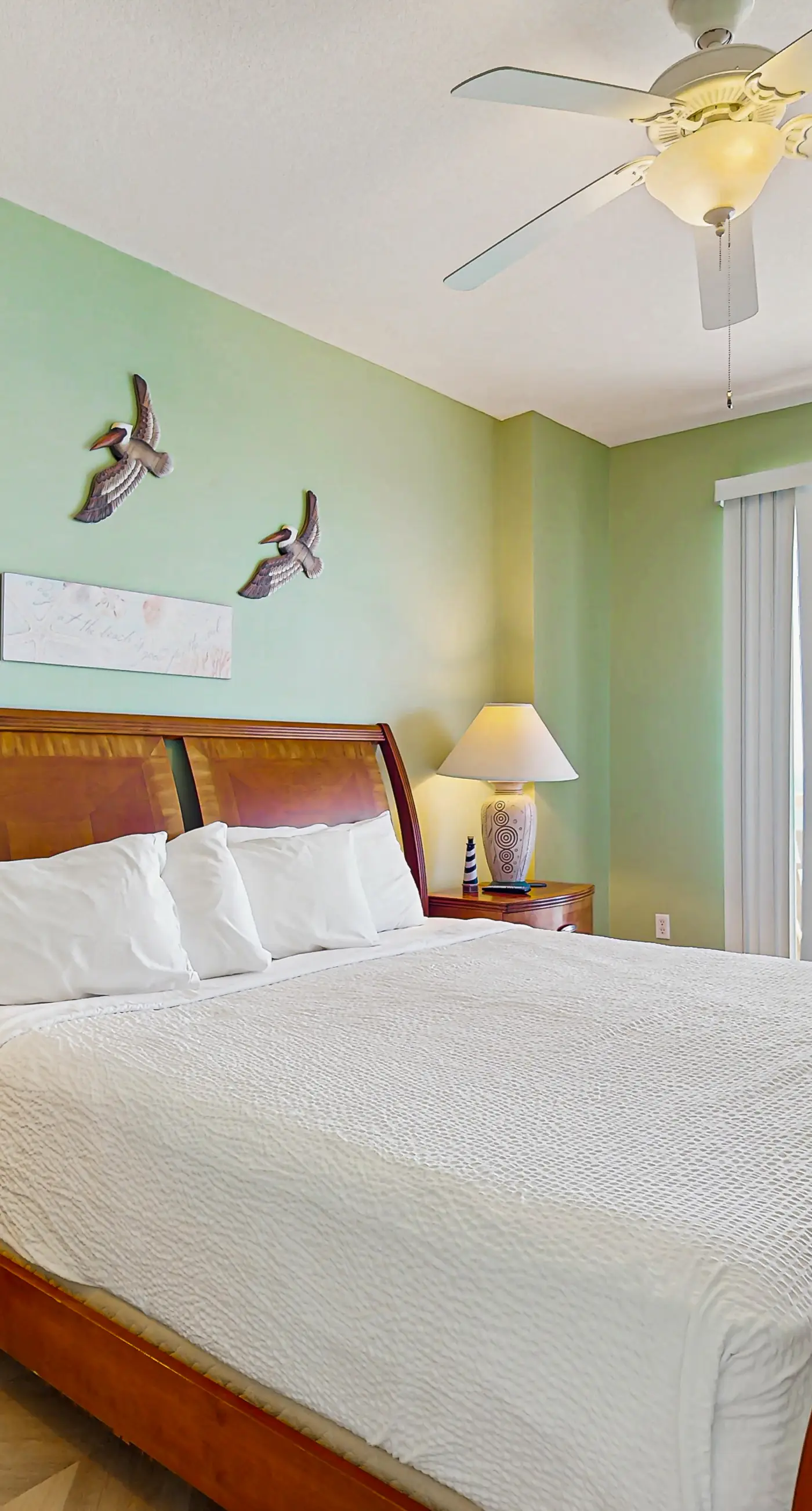 Sand-front condo with pool, hot tub, gym, scenic balcony, smart TVs, W/D, & AC