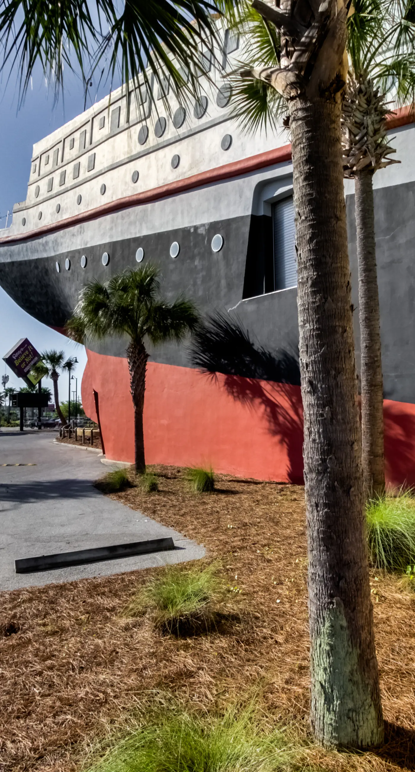 Sand-front condo with pool, hot tub, gym, scenic balcony, smart TVs, W/D, & AC