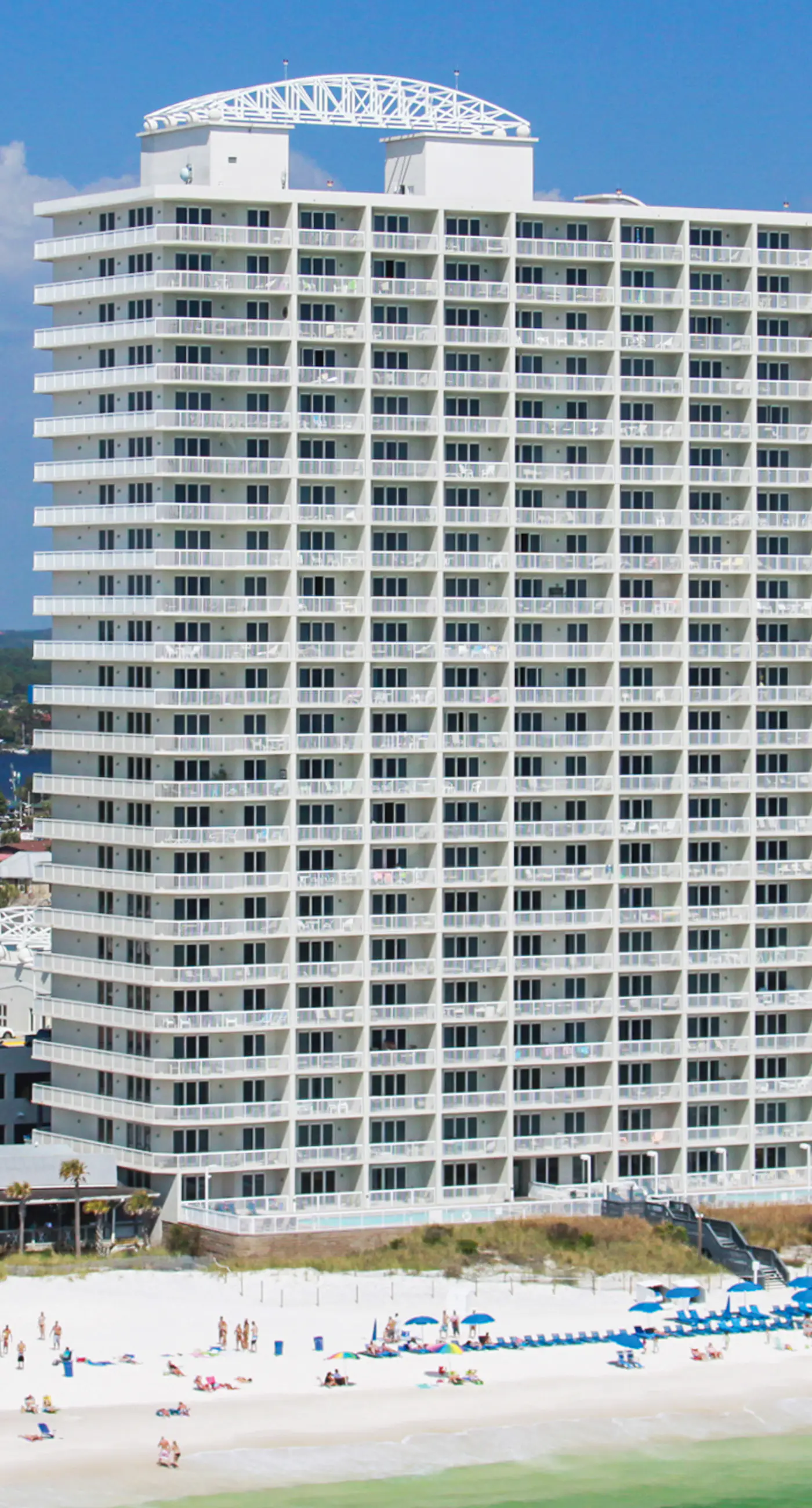 Stunning condo with Gulf view, balcony, hot tub, & pool