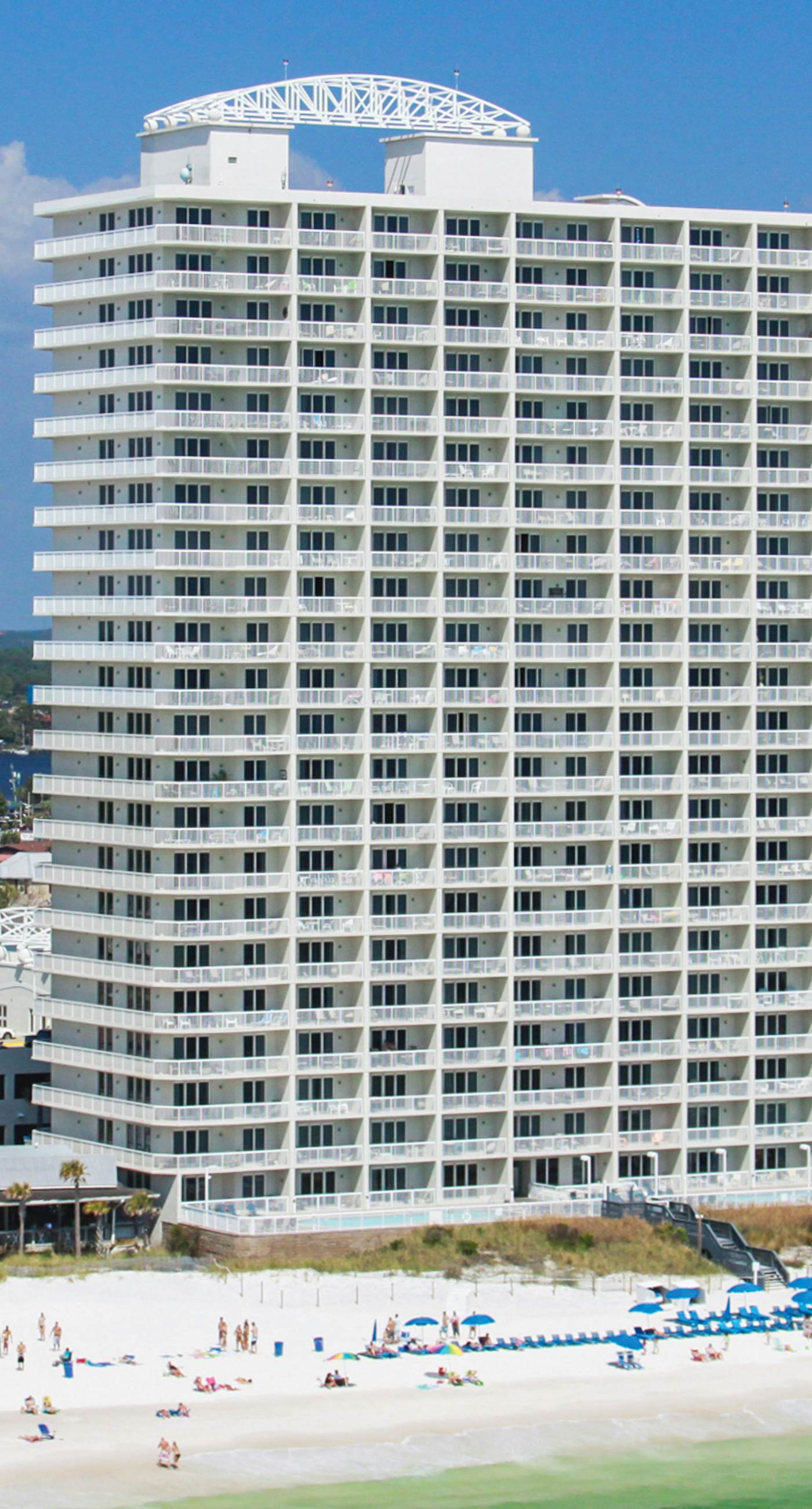 Stunning condo with Gulf view, balcony, hot tub, & pool