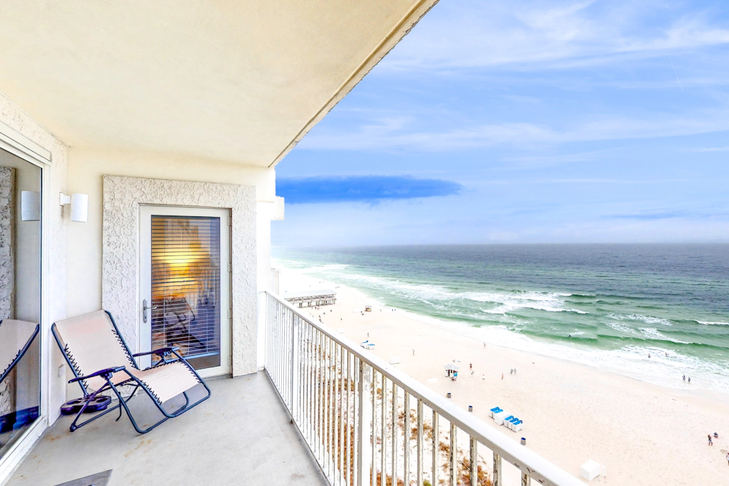 Gulf-front getaway with pools, hot tub & central AC