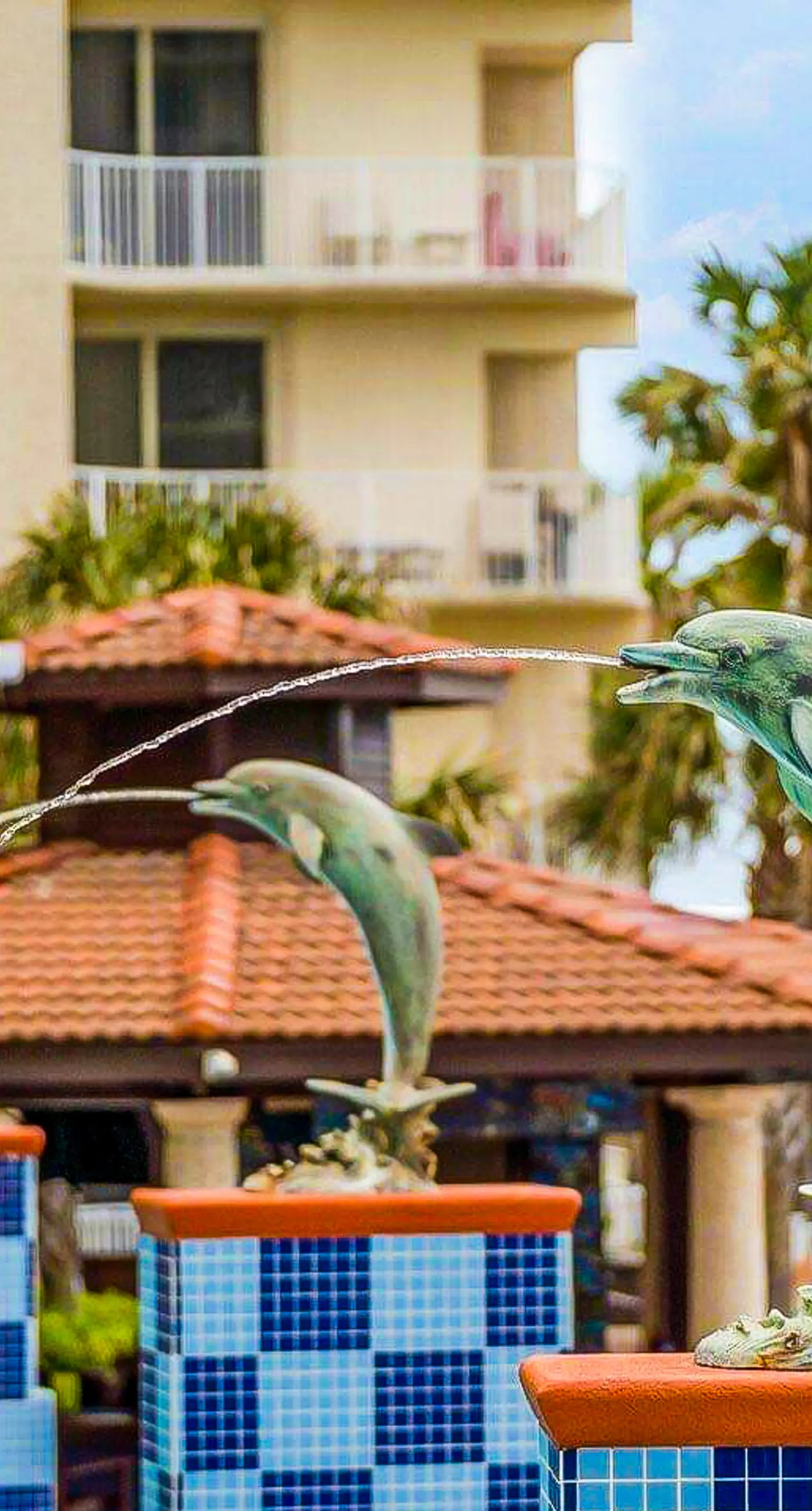 Luxury Gulf-view condo with Pool, Hot tub & Gym access