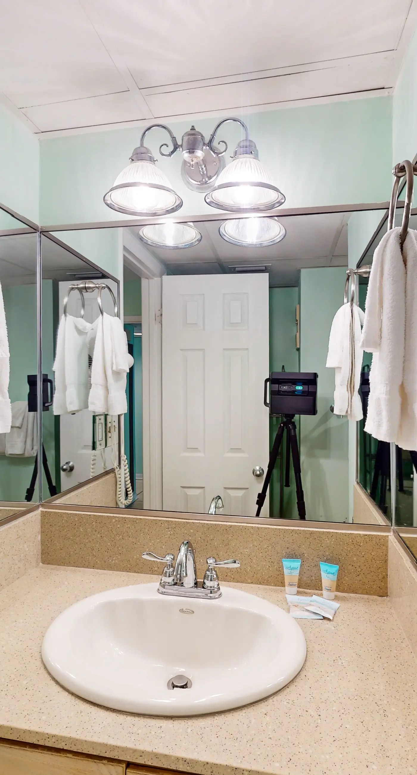 Gulf-view condo with furnished balcony, pools, beach access, fitness room