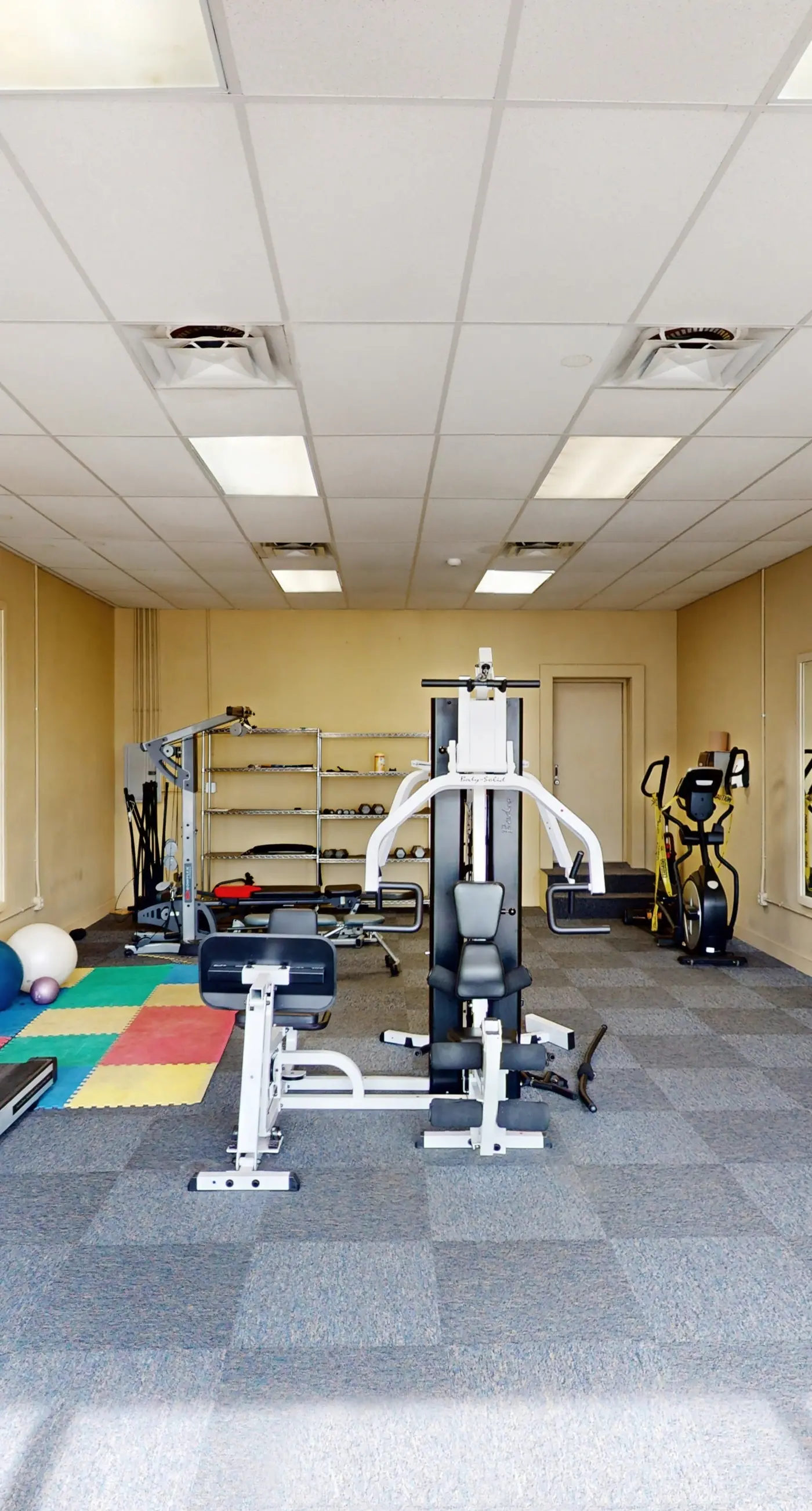 Gulf-view condo with furnished balcony, pools, beach access, fitness room