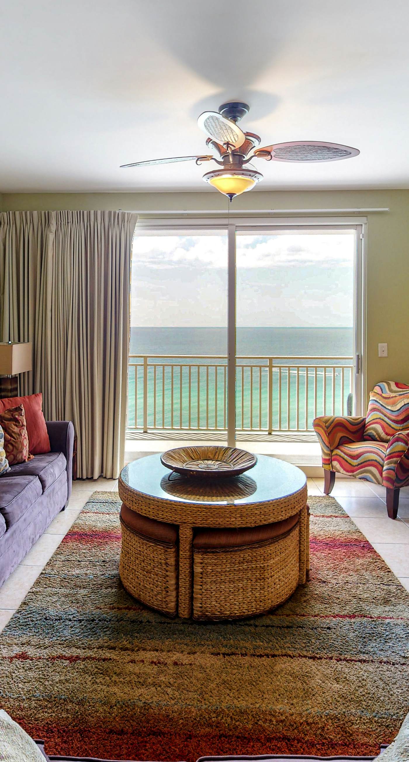 14th-Floor Gulf front condo with beach views, hot tub/pools/gym