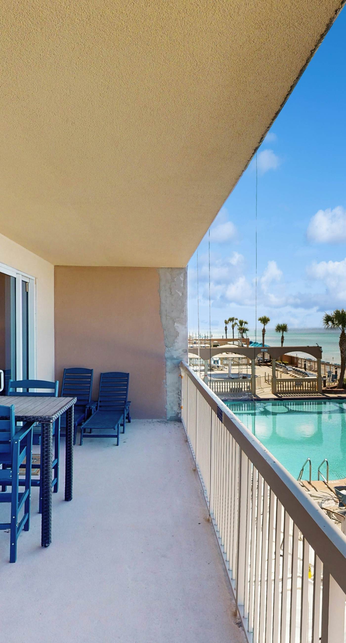 Inviting condo ocean views, beach access & on-site pool