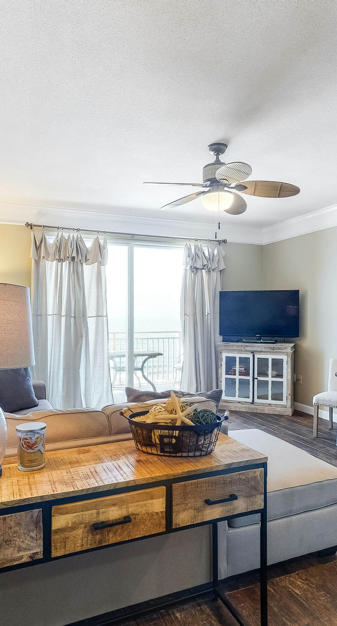 Beachfront dream with furnished balcony, pool & gym