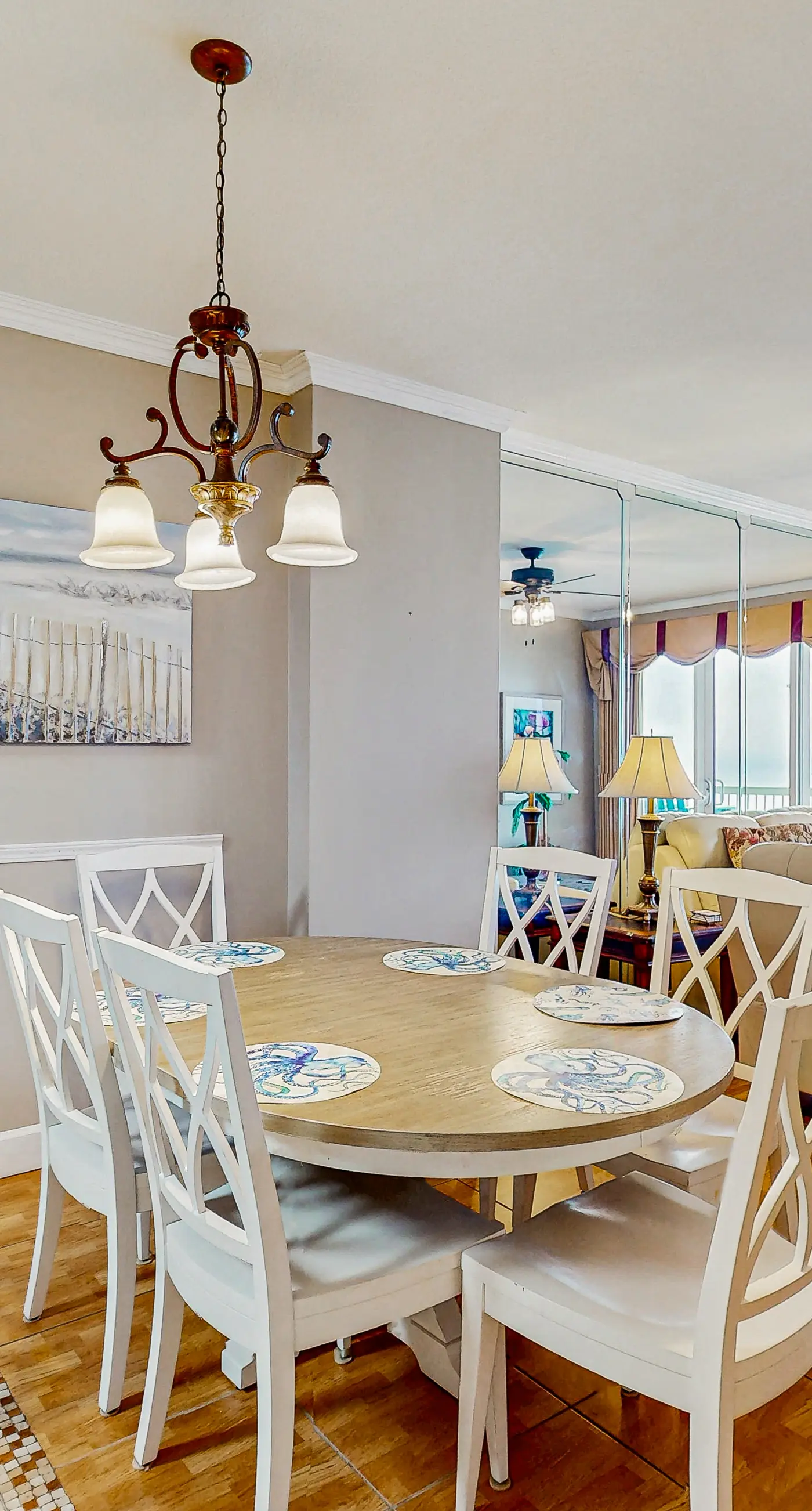 Gorgeous beachfront condo, shared pool and beach access