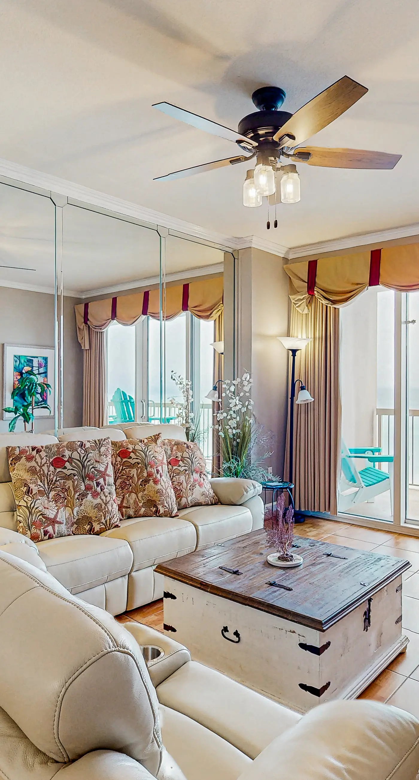 Gorgeous beachfront condo, shared pool and beach access