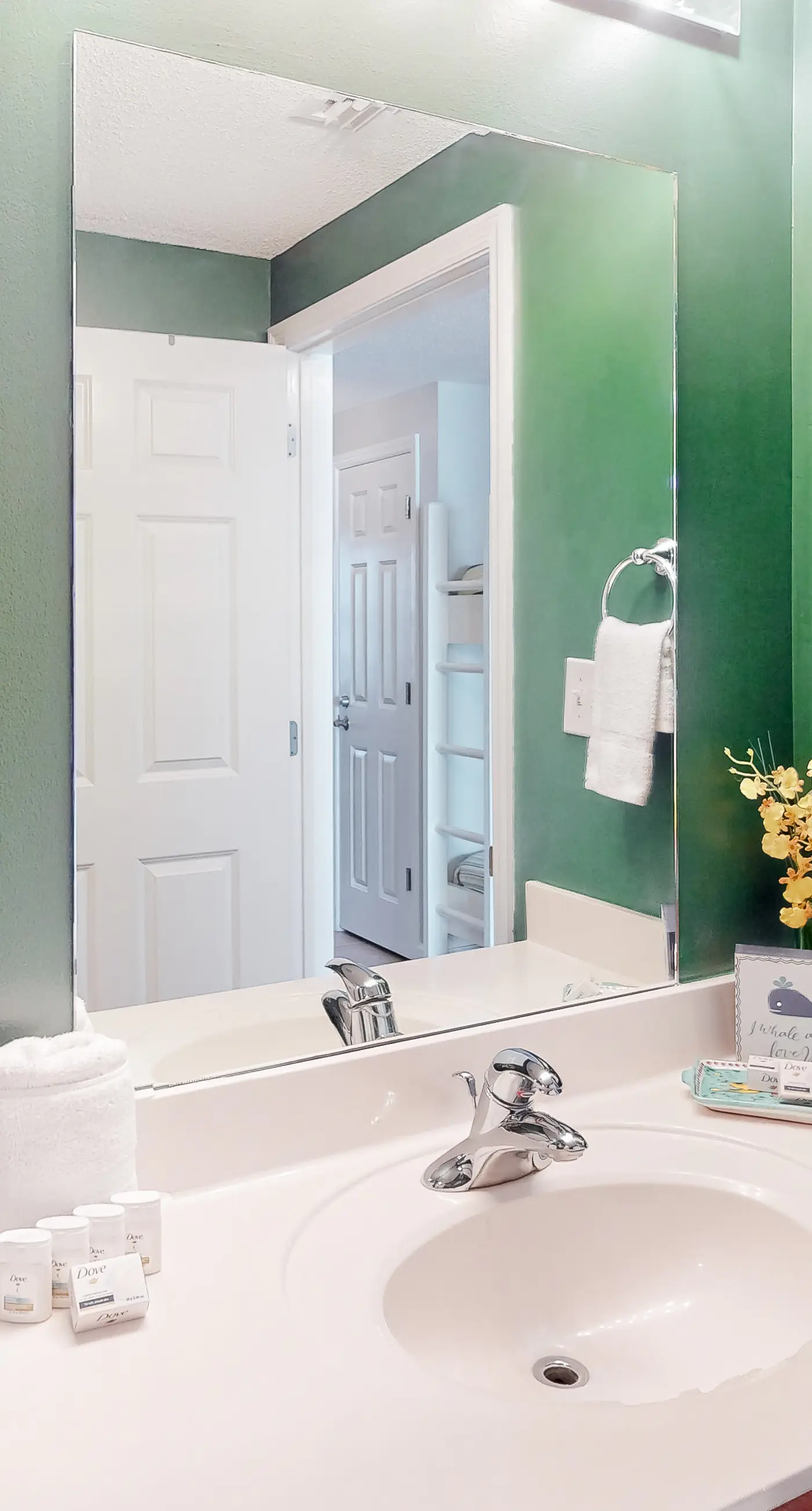 14th-floor gulf-front condo with beach access, pool, gym, & balcony