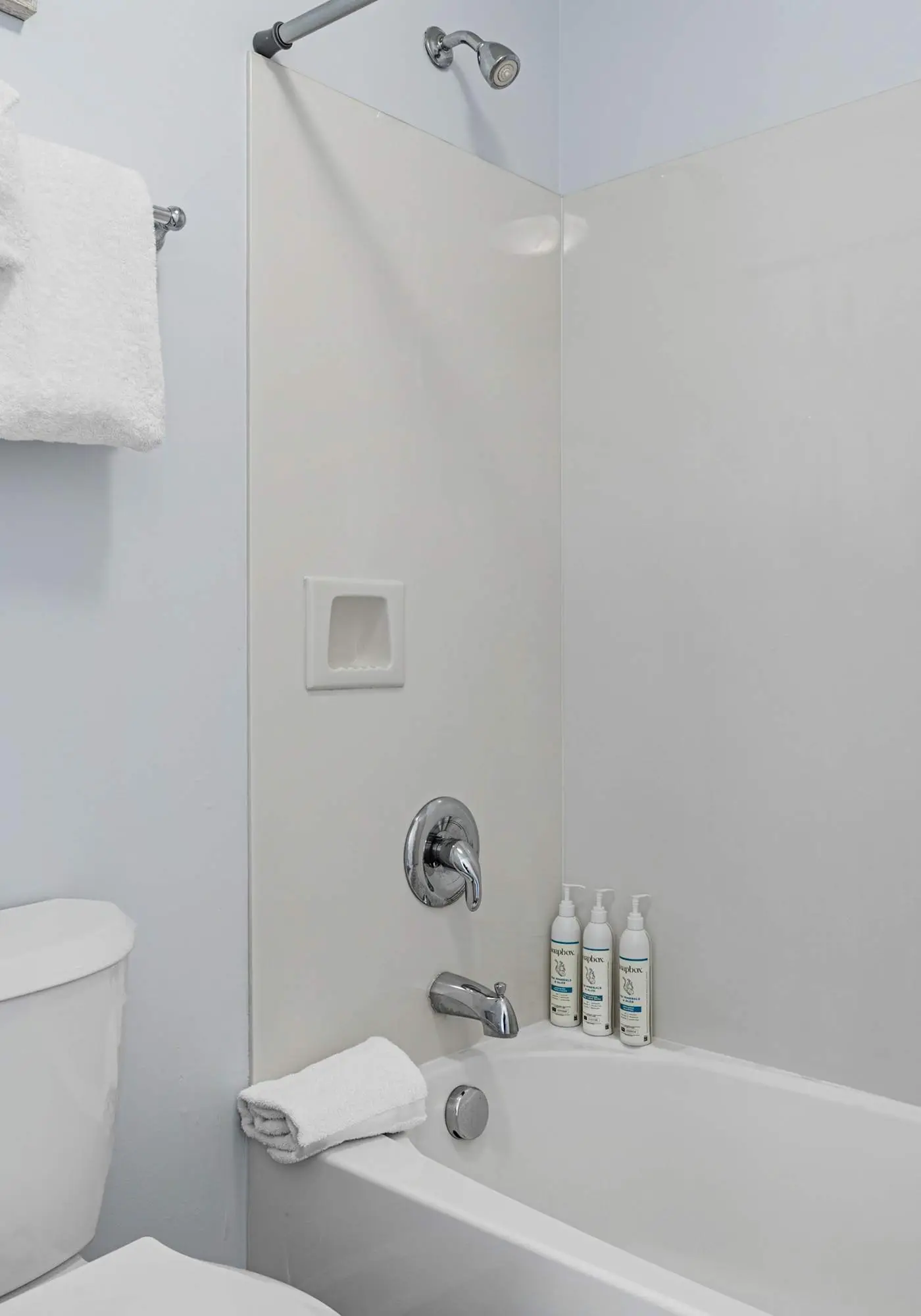 Gulf-front getaway with pools, beach access, new floors & appliances
