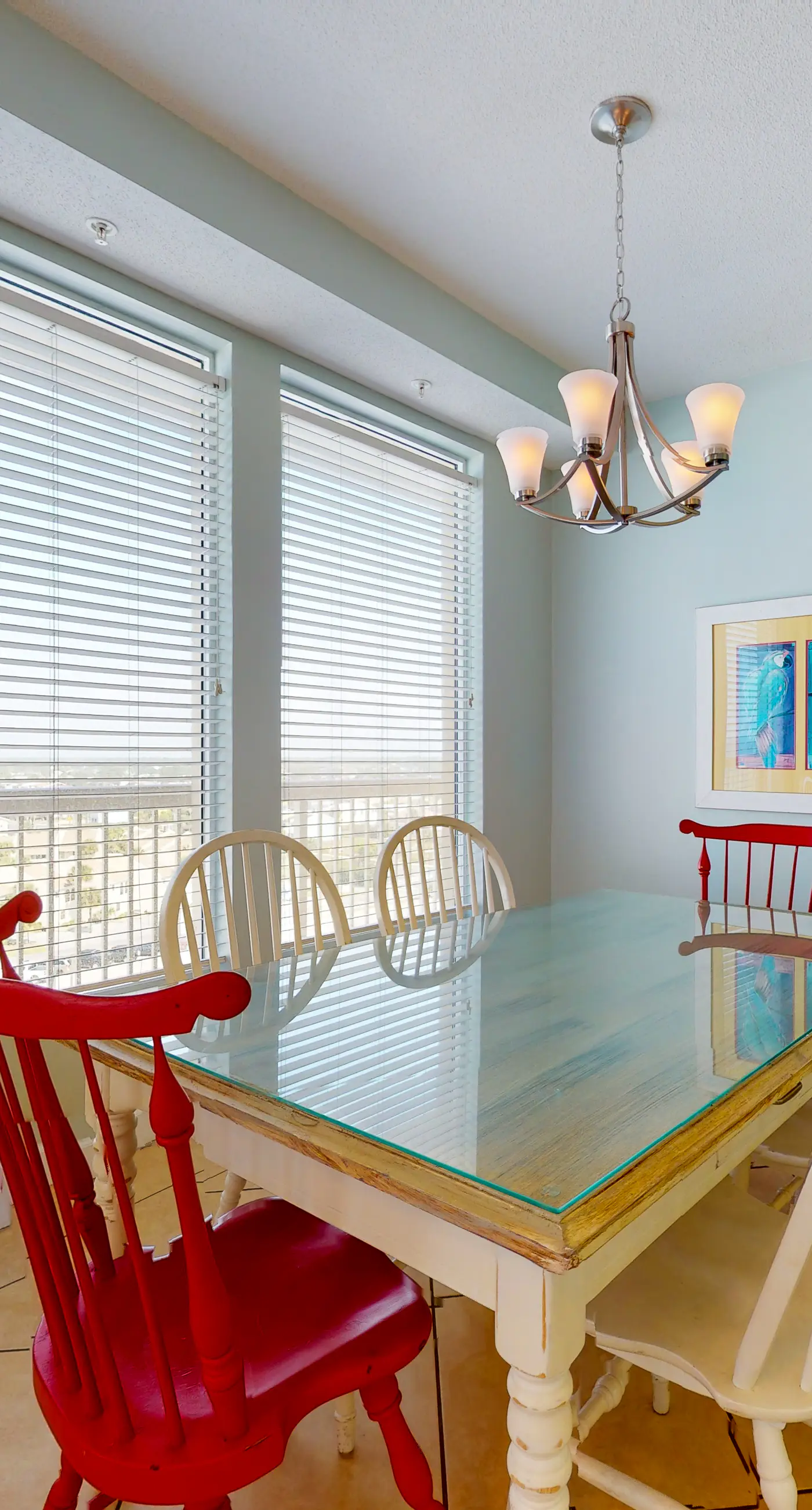 Sunny, eighth-floor, beachfront condo with pools, hot tub, & fitness room