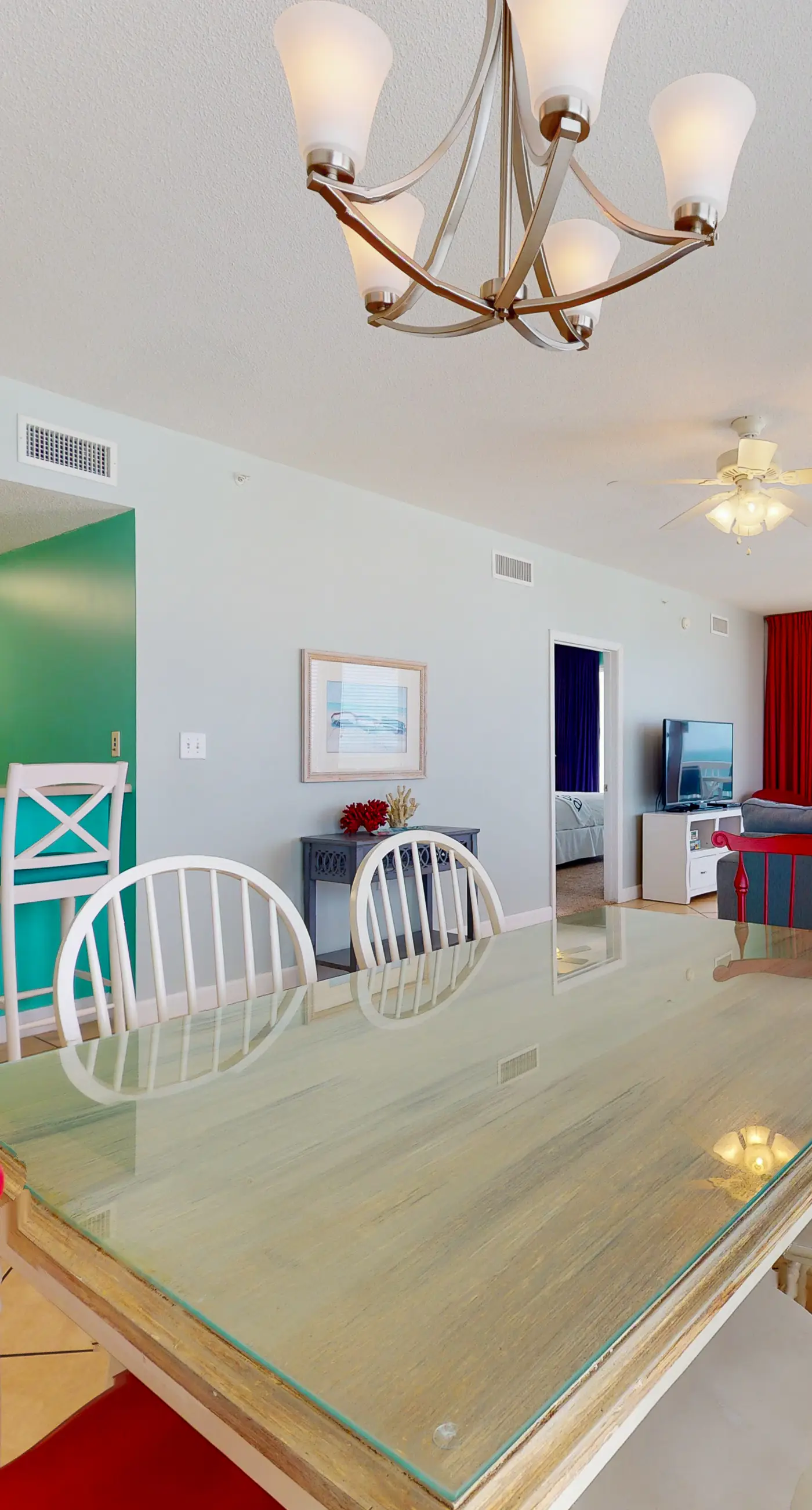 Sunny, eighth-floor, beachfront condo with pools, hot tub, & fitness room